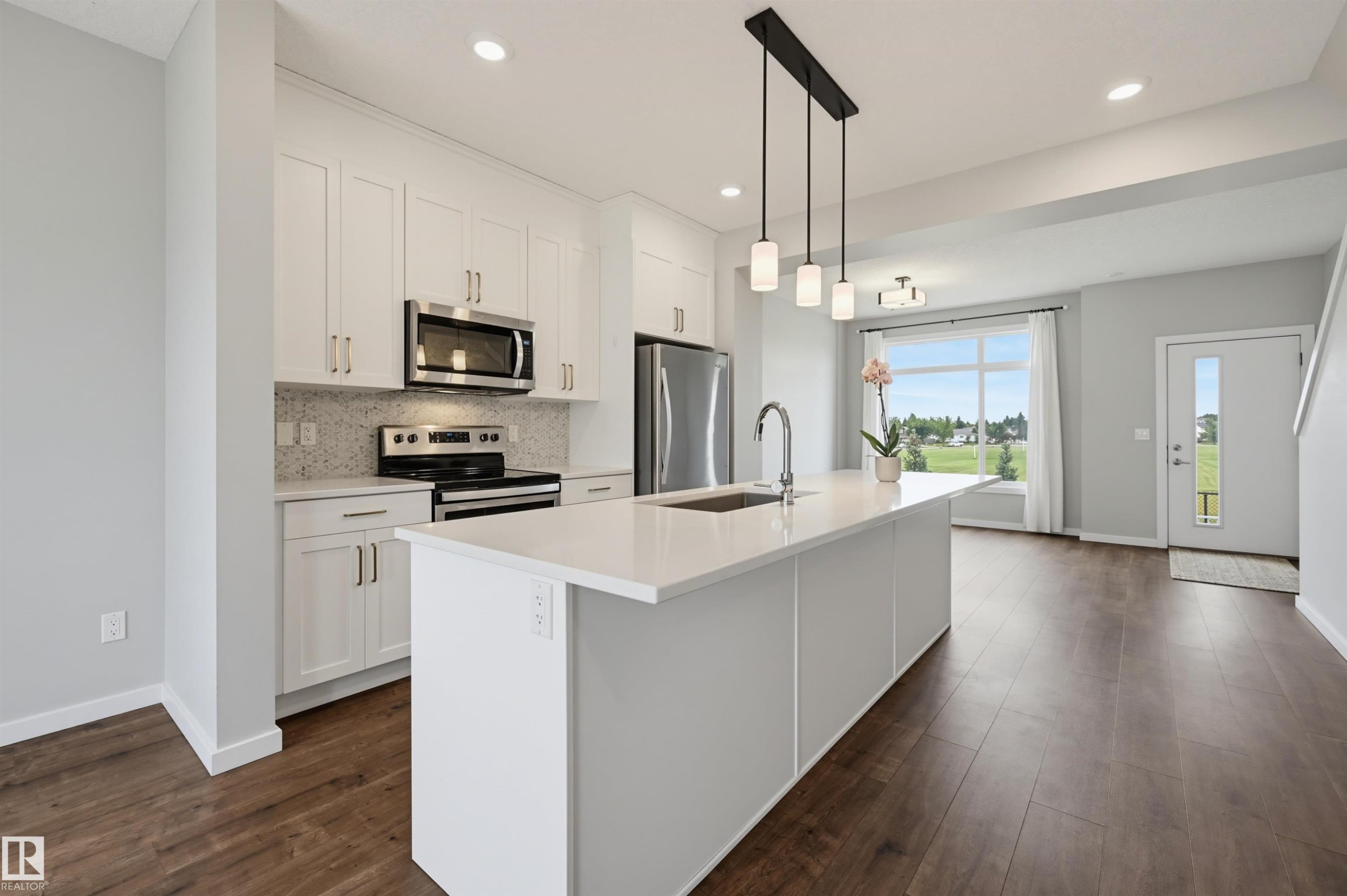 #48 215 Saddleback Rd Nw, Edmonton, AB
