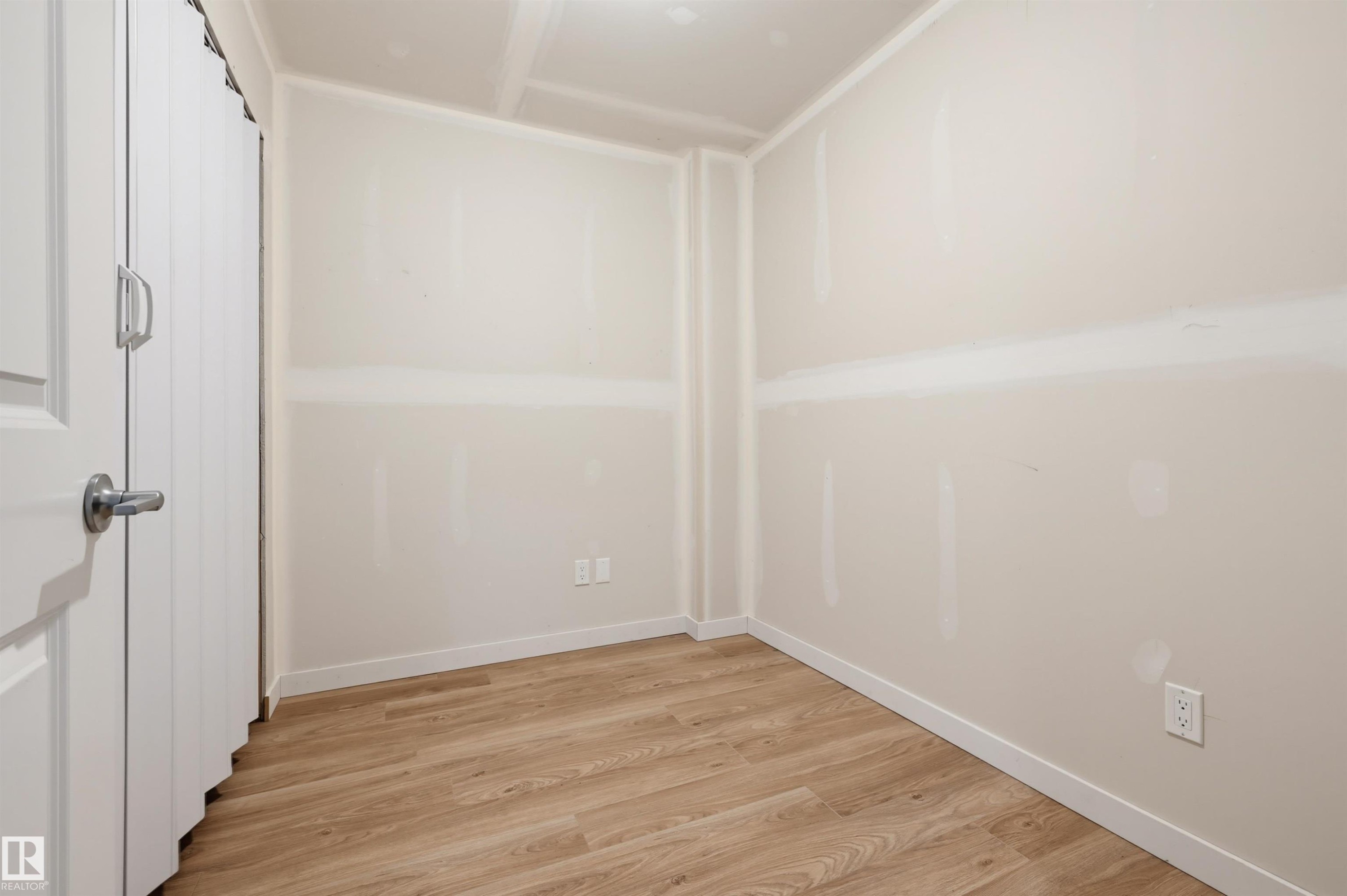 #48 215 Saddleback Rd Nw, Edmonton, AB