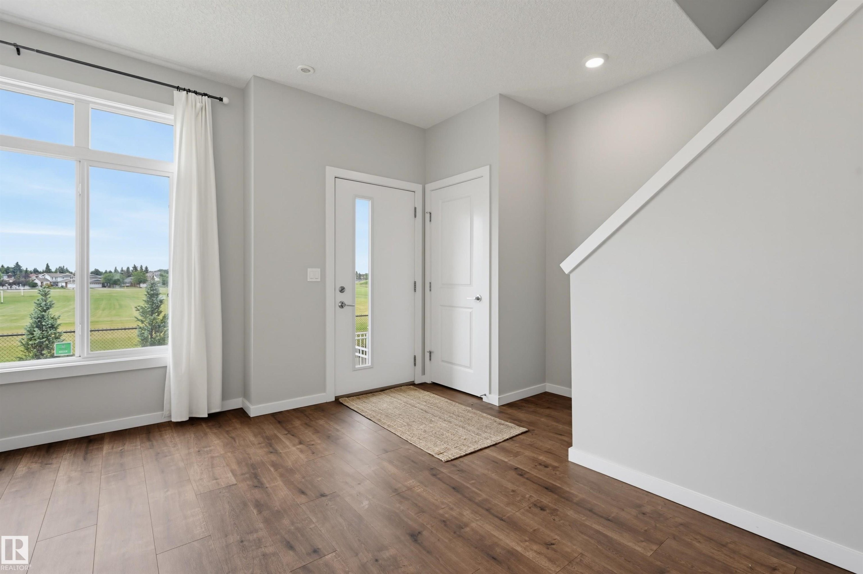 #48 215 Saddleback Rd Nw, Edmonton, AB