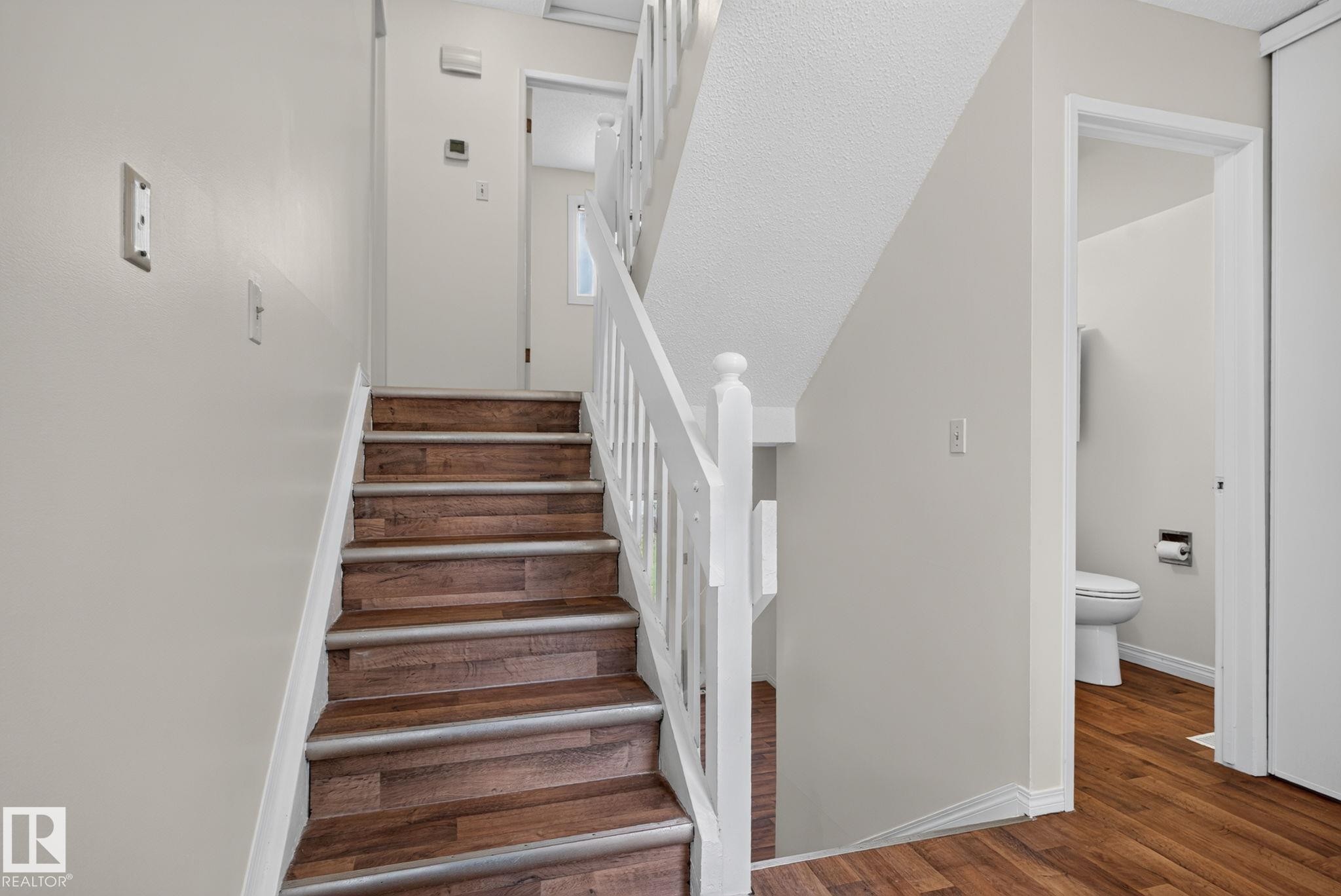 9503 180A Street Nw, Edmonton, AB