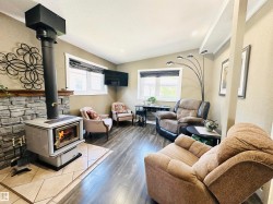 4306 47 Street  Wetaskiwin, AB T9A 1W6