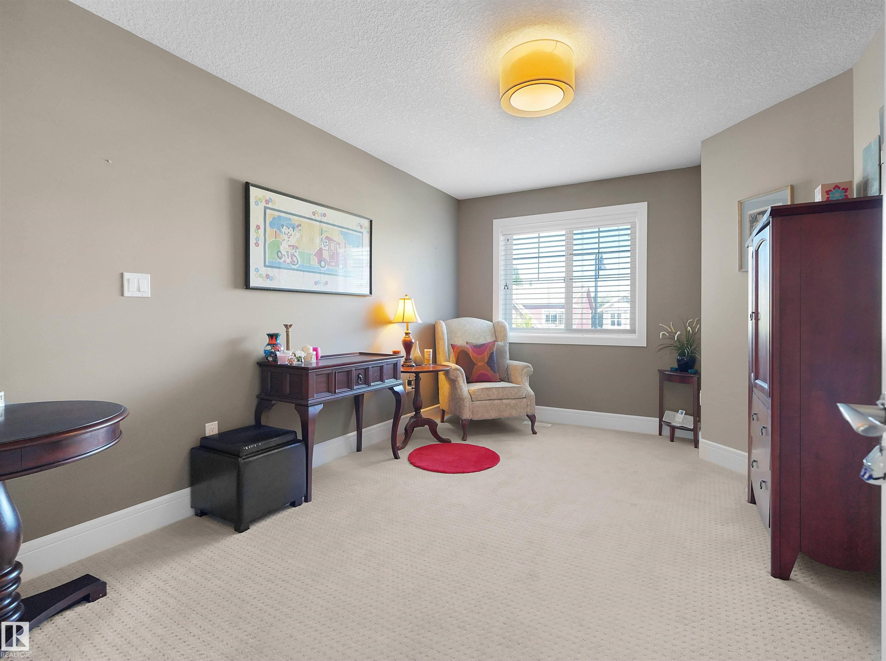 5410 Mcluhan End Nw, Edmonton, AB