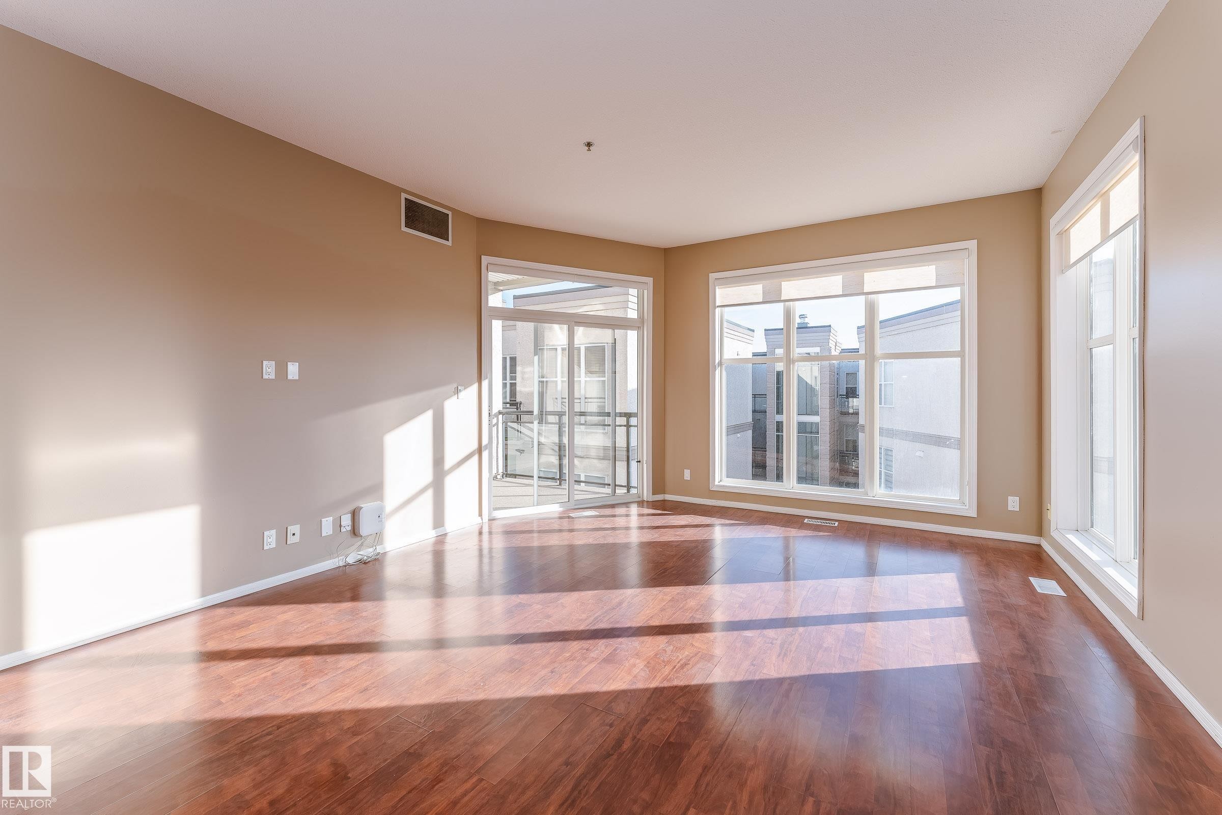 #413 4835 104A St Nw, Edmonton, AB