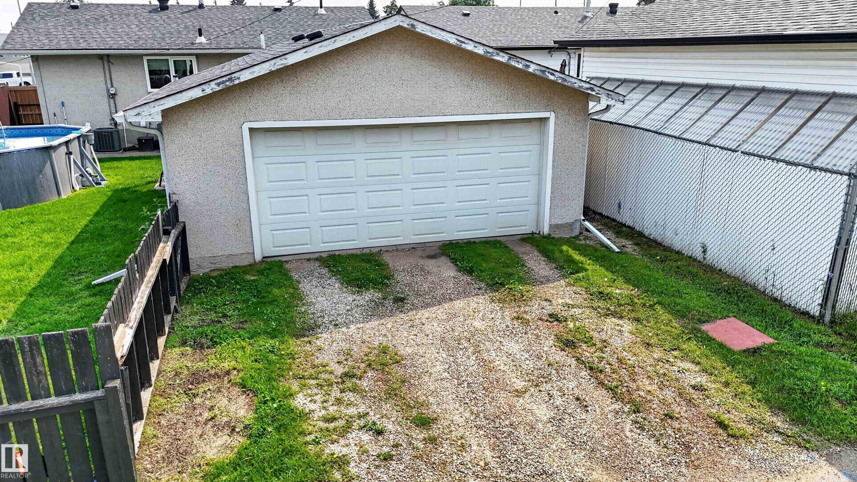 16046 95 Avenue Nw, Edmonton, AB - Outdoor With Exterior