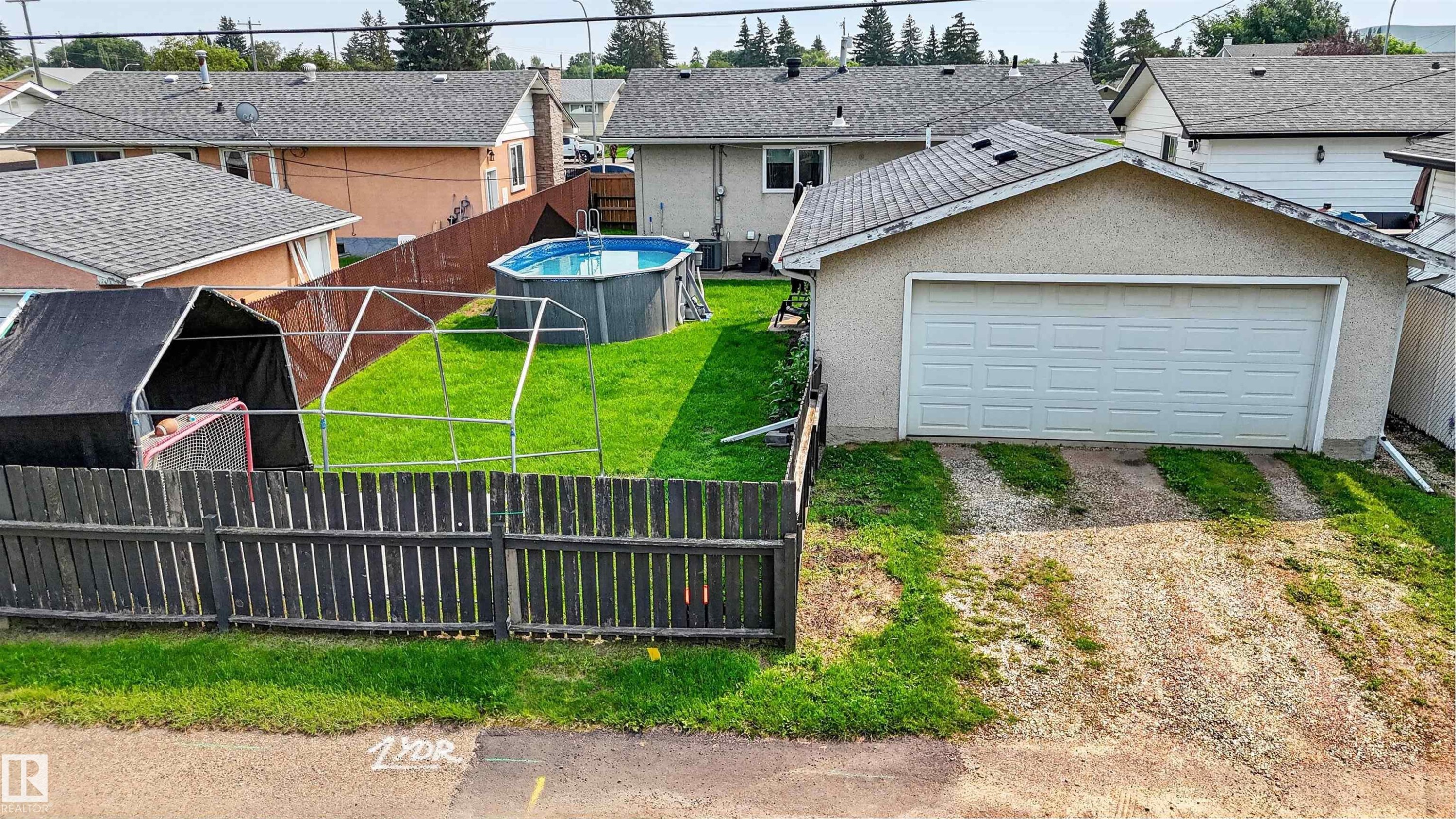16046 95 Avenue Nw, Edmonton, AB - Outdoor With Exterior
