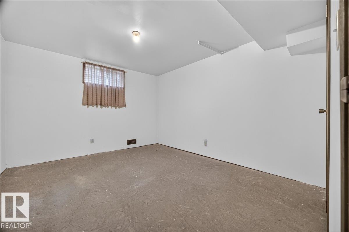 Additional content - 2907 49 Street Nw, Edmonton, AB