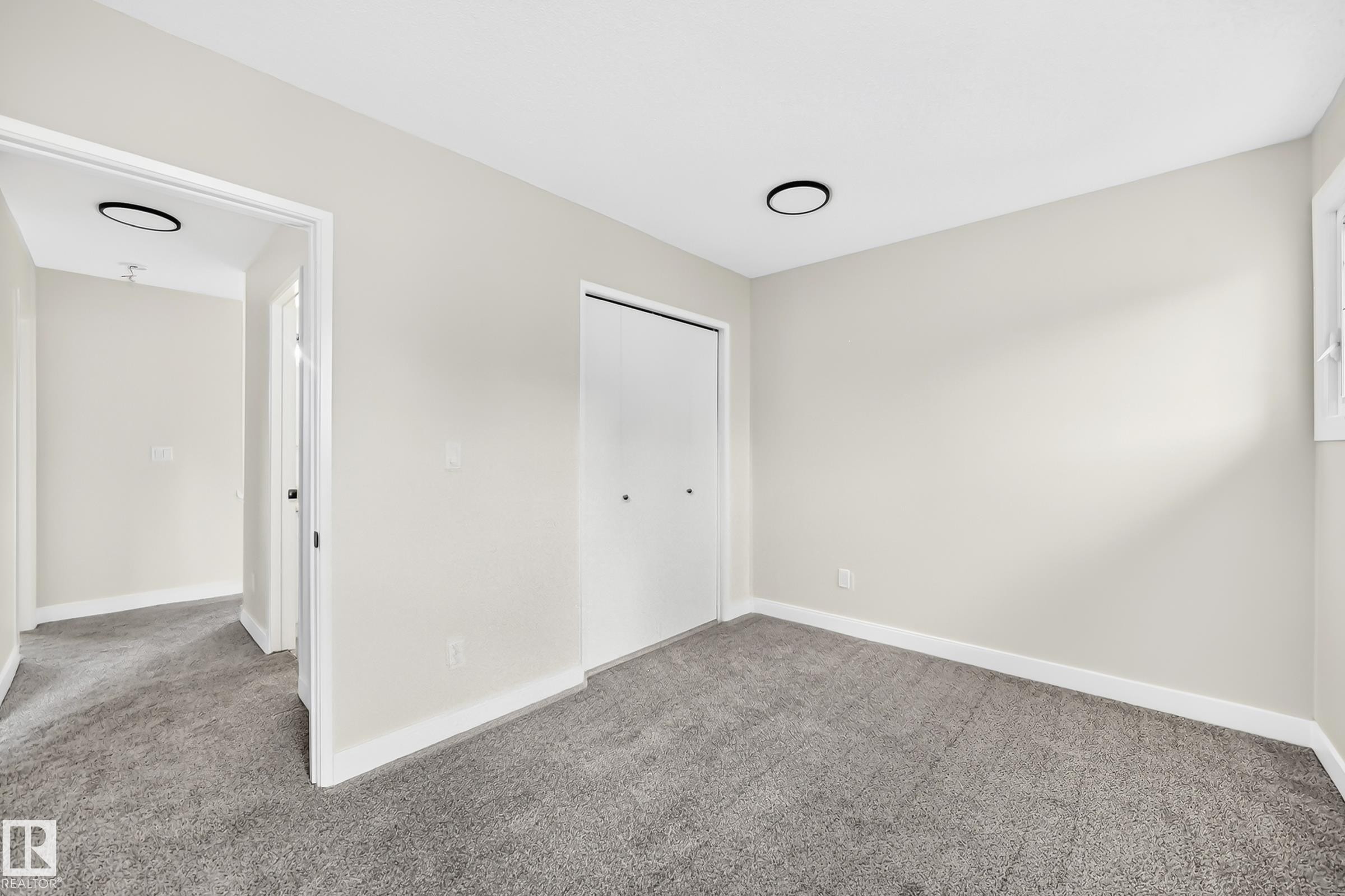 13845 24 Street Nw, Edmonton, AB