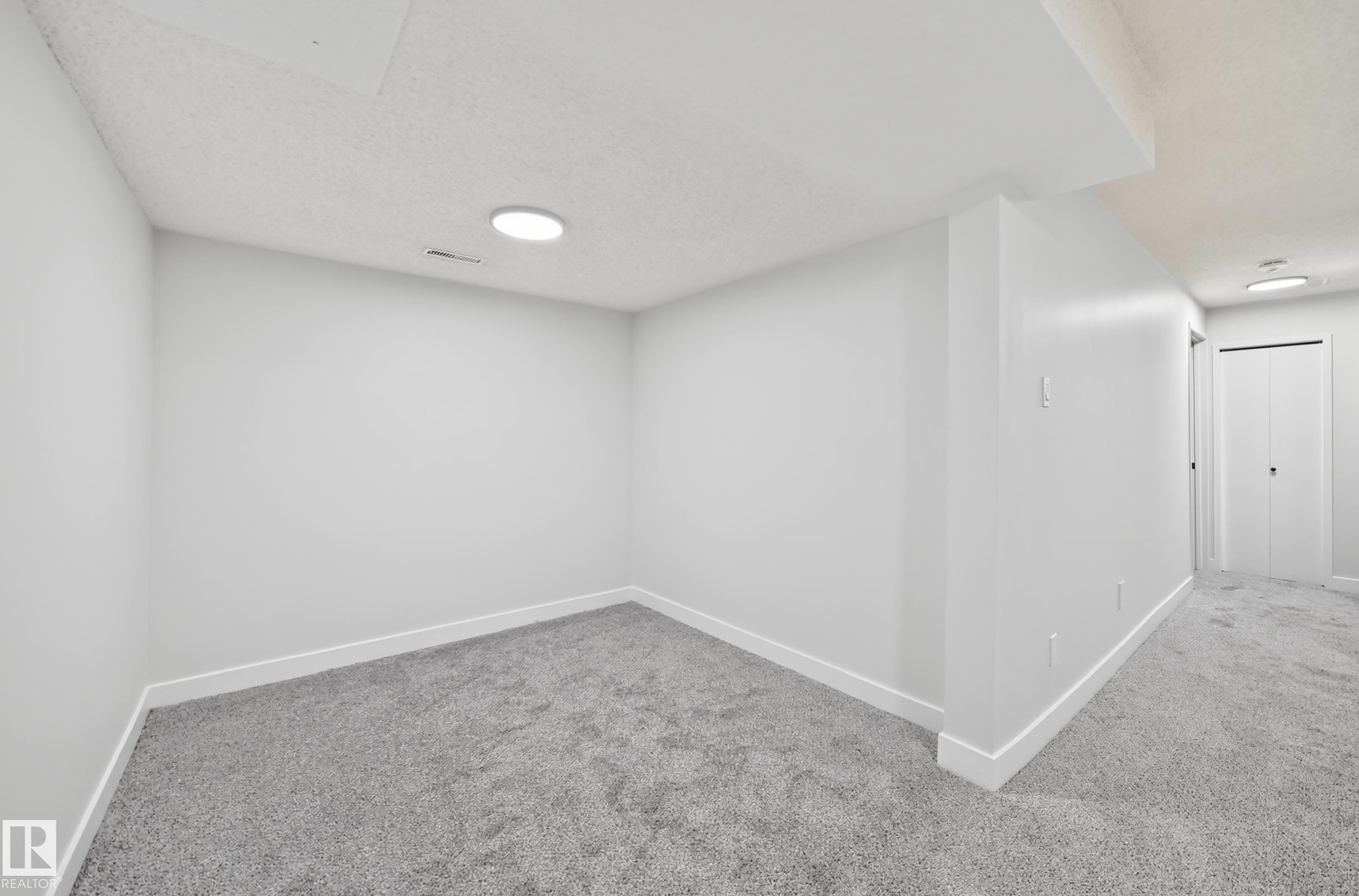 13845 24 Street Nw, Edmonton, AB