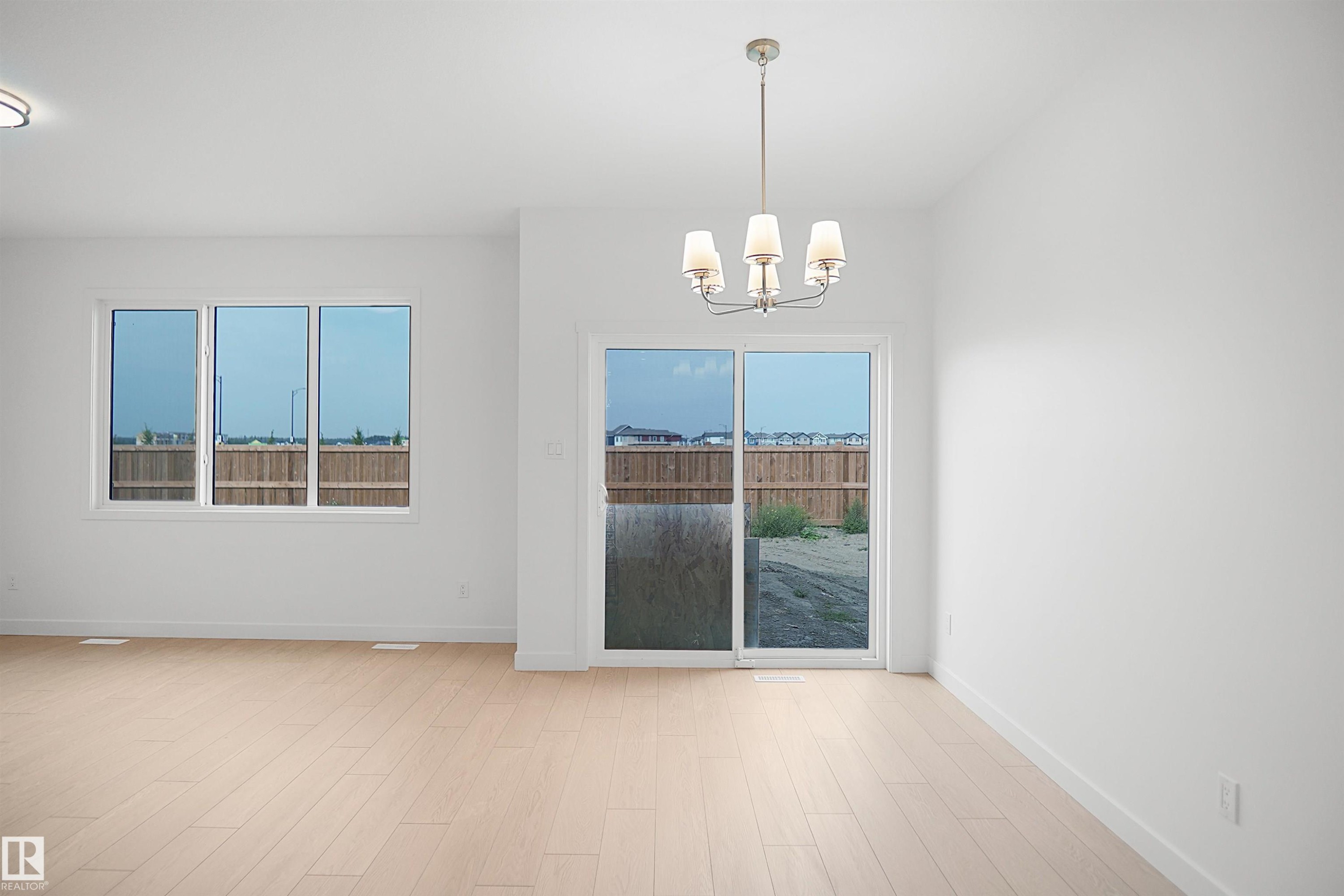 20916 16 Avenue Nw, Edmonton, AB