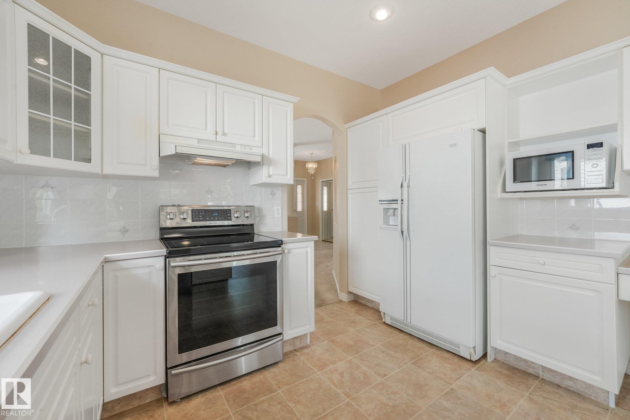 61 Estate Crescent, St. Albert, AB