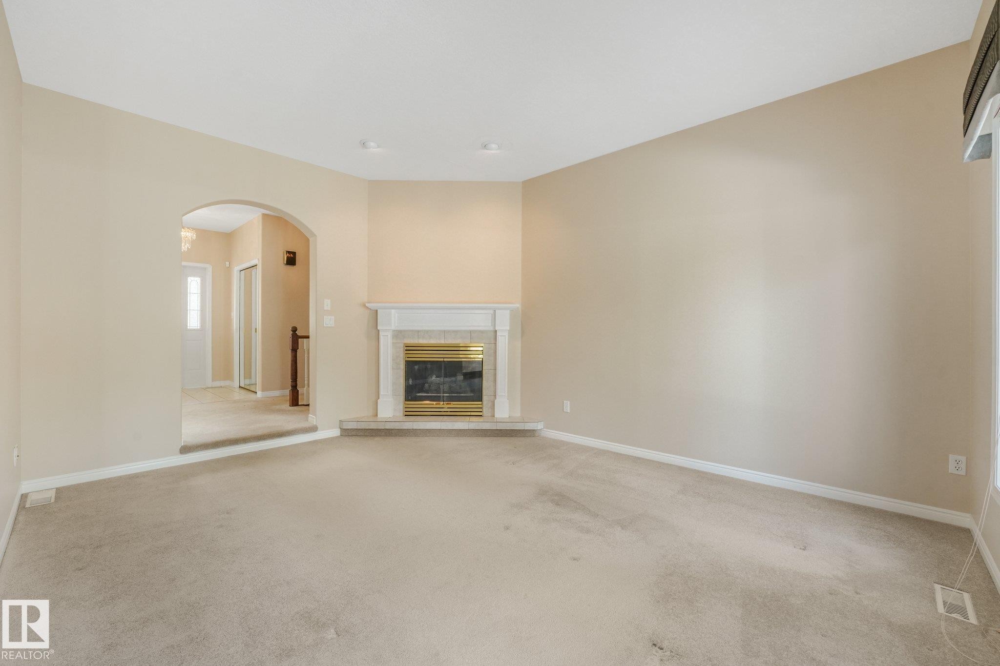 61 Estate Crescent, St. Albert, AB