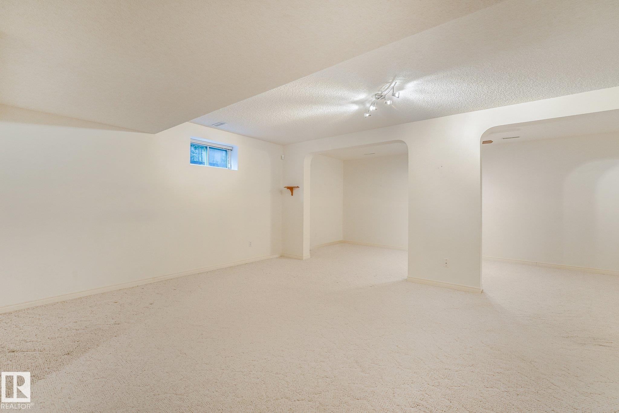 61 Estate Crescent, St. Albert, AB