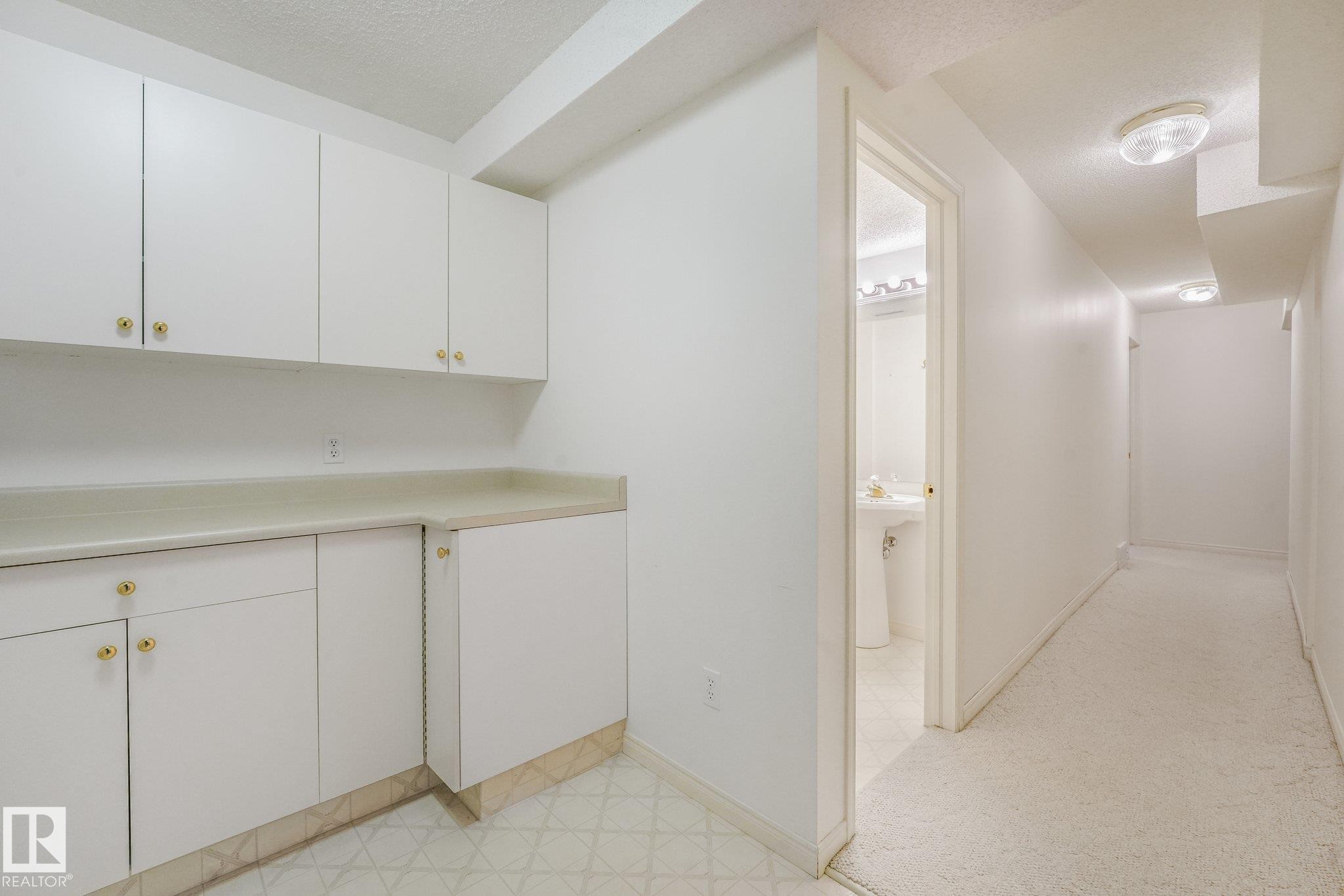 61 Estate Crescent, St. Albert, AB