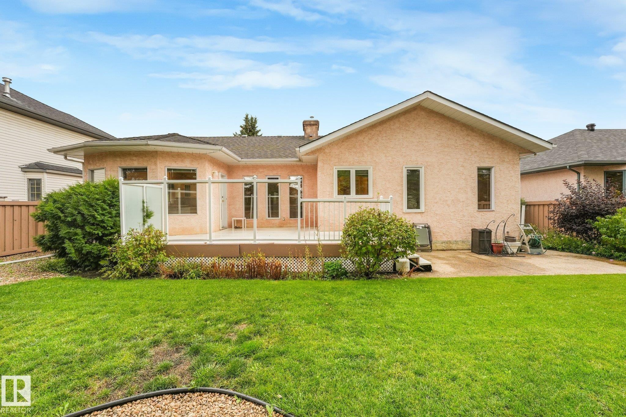 61 Estate Crescent, St. Albert, AB