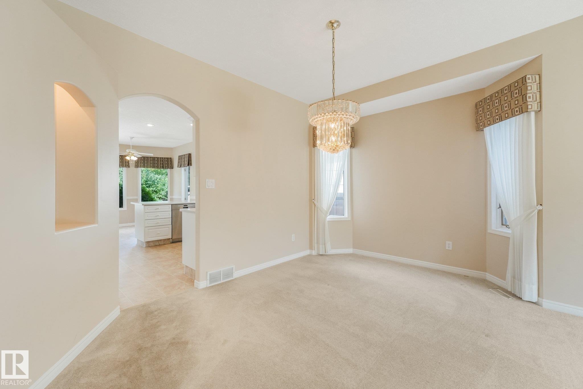 61 Estate Crescent, St. Albert, AB