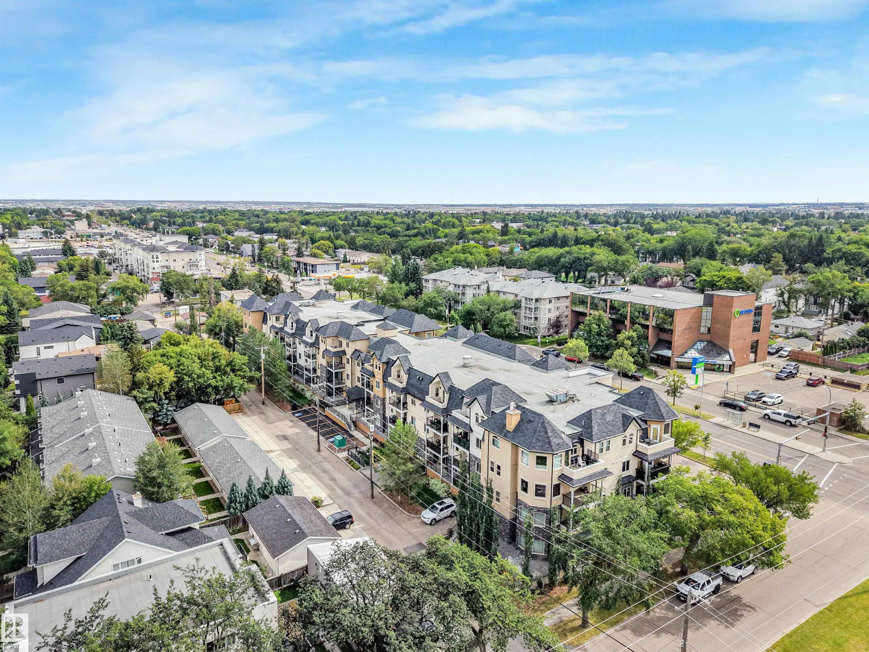 #214 8730 82 Av Nw, Edmonton, AB