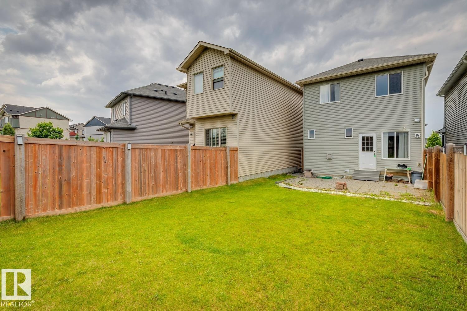 17011 38 Street Nw, Edmonton, AB