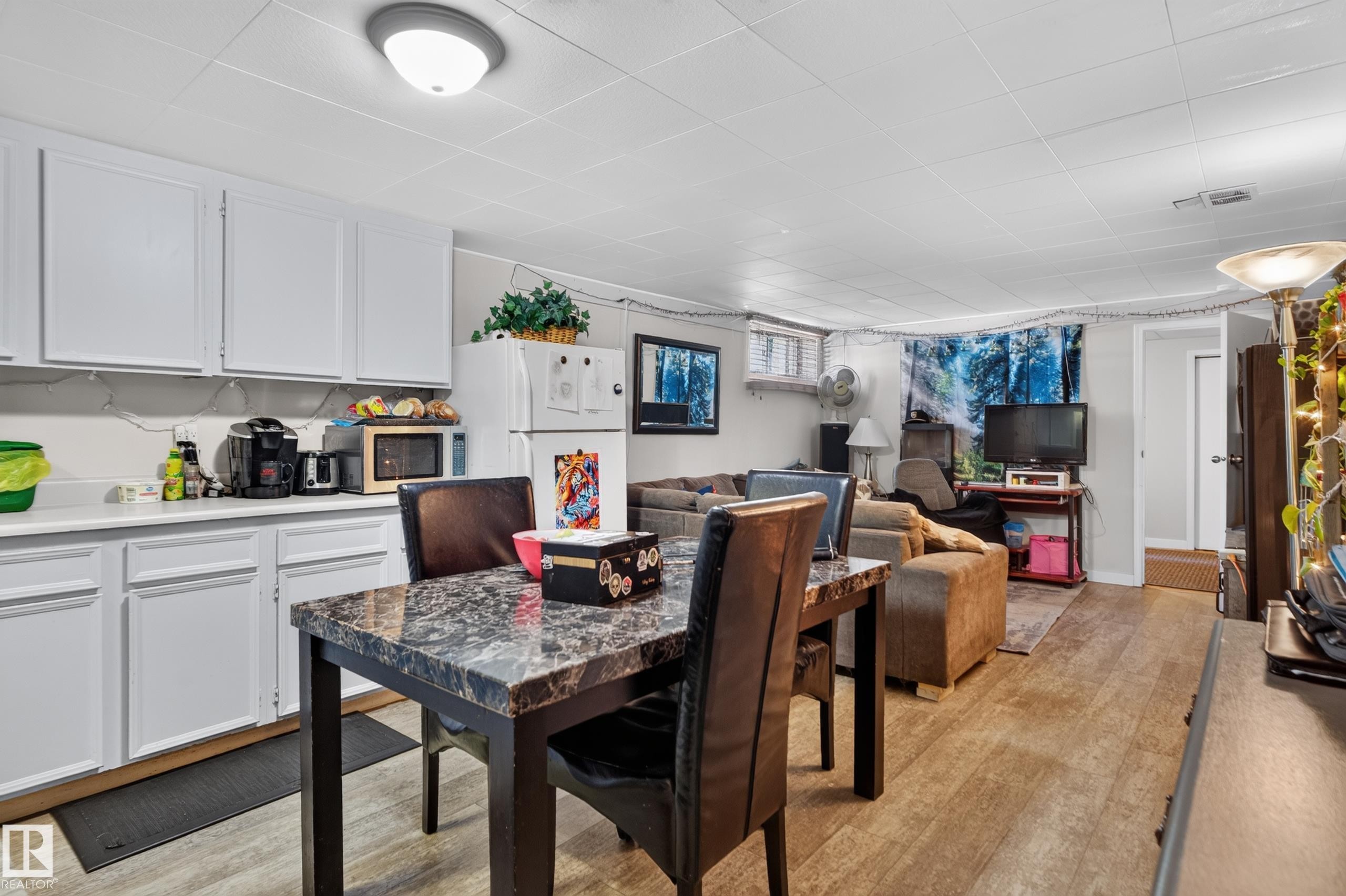 10548 40 Street Nw, Edmonton, AB