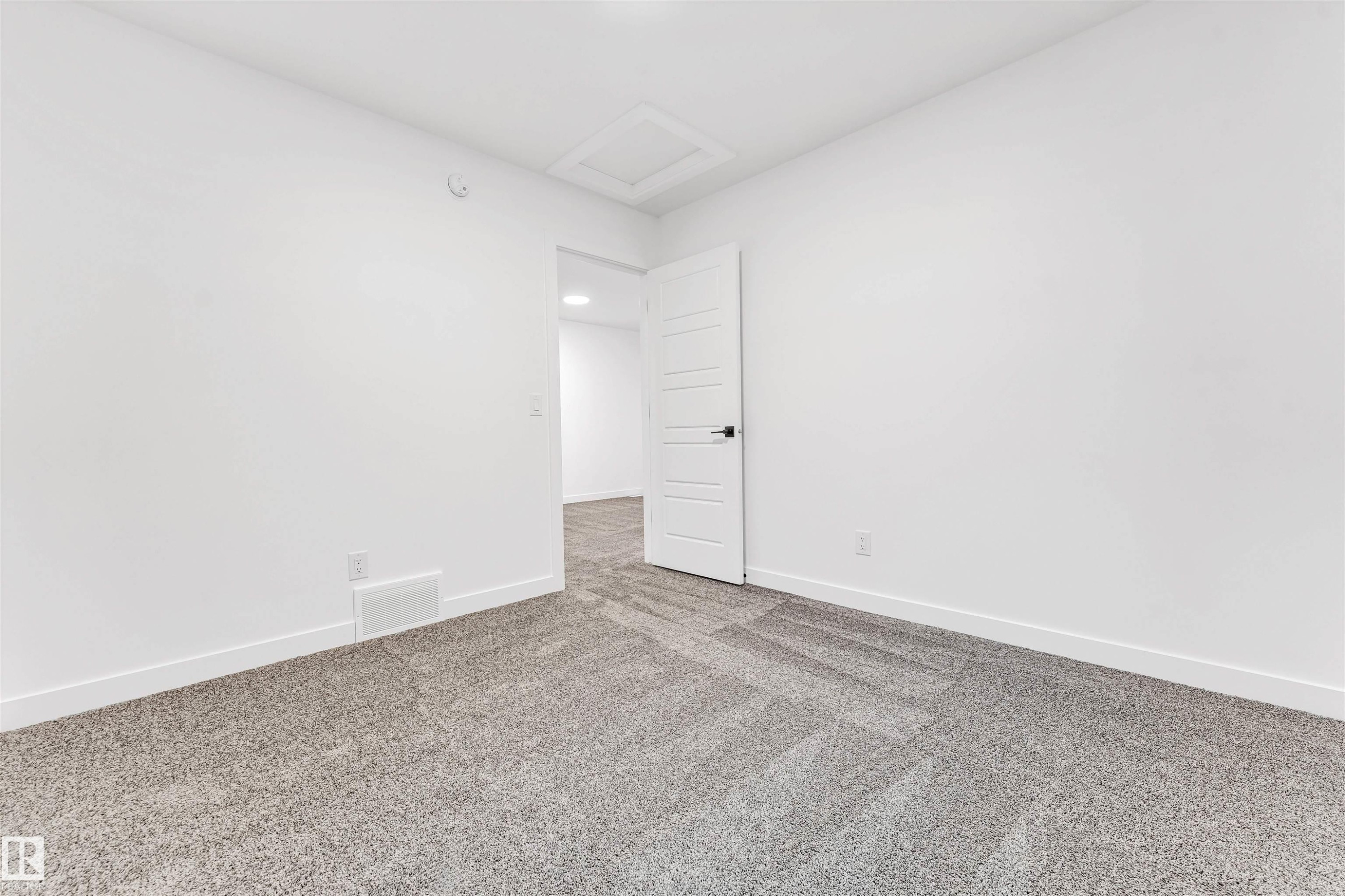 908 17 Avenue Nw, Edmonton, AB