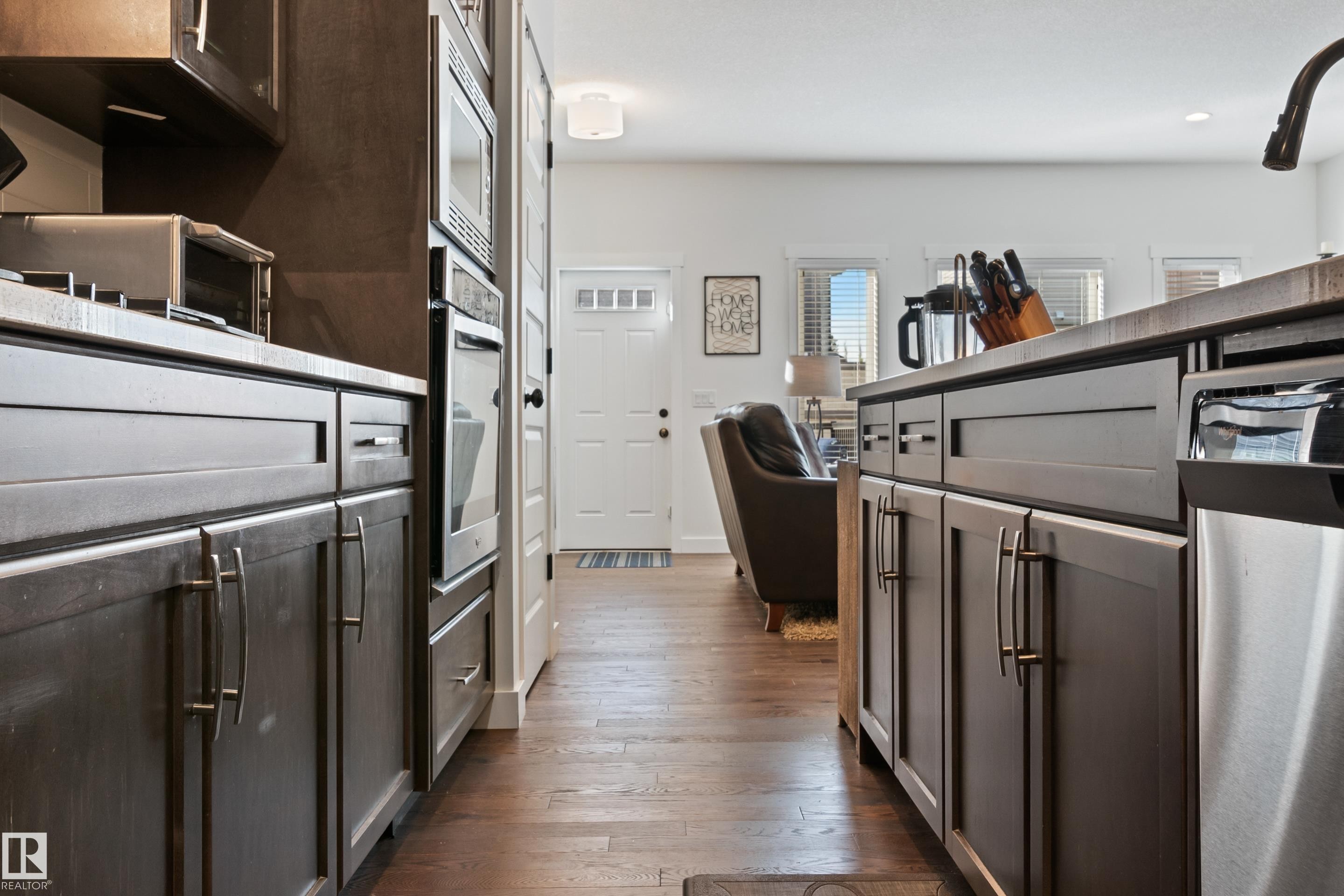 20731 99 Avenue Nw, Edmonton, AB