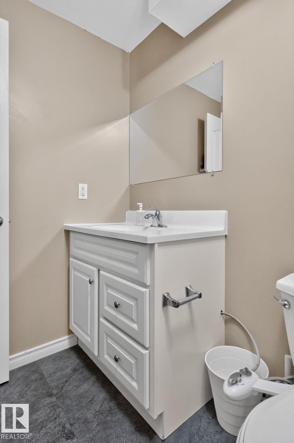 3224 26 Street Nw, Edmonton, AB