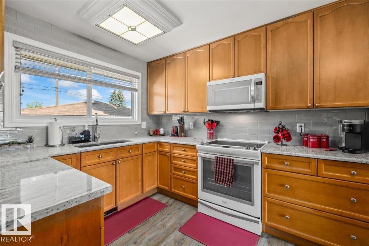 7408 133 Avenue Nw, Edmonton, AB