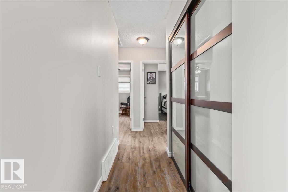 7408 133 Avenue Nw, Edmonton, AB