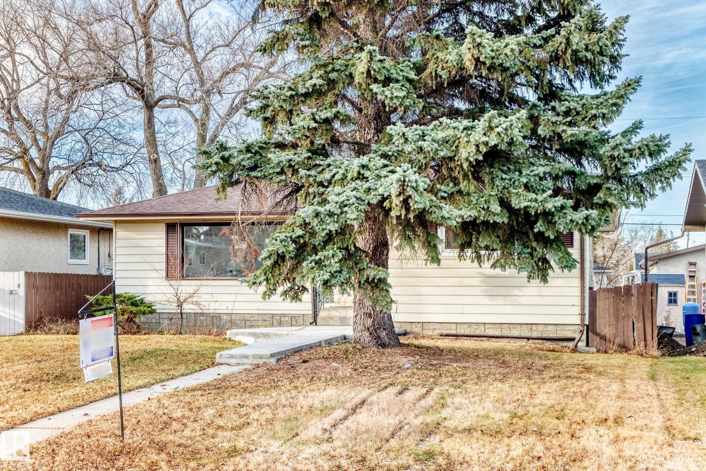 9126 152 St Nw, Edmonton, AB - Outdoor