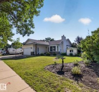 15 WESTPARK Court  Fort Saskatchewan, AB T8L 2P1