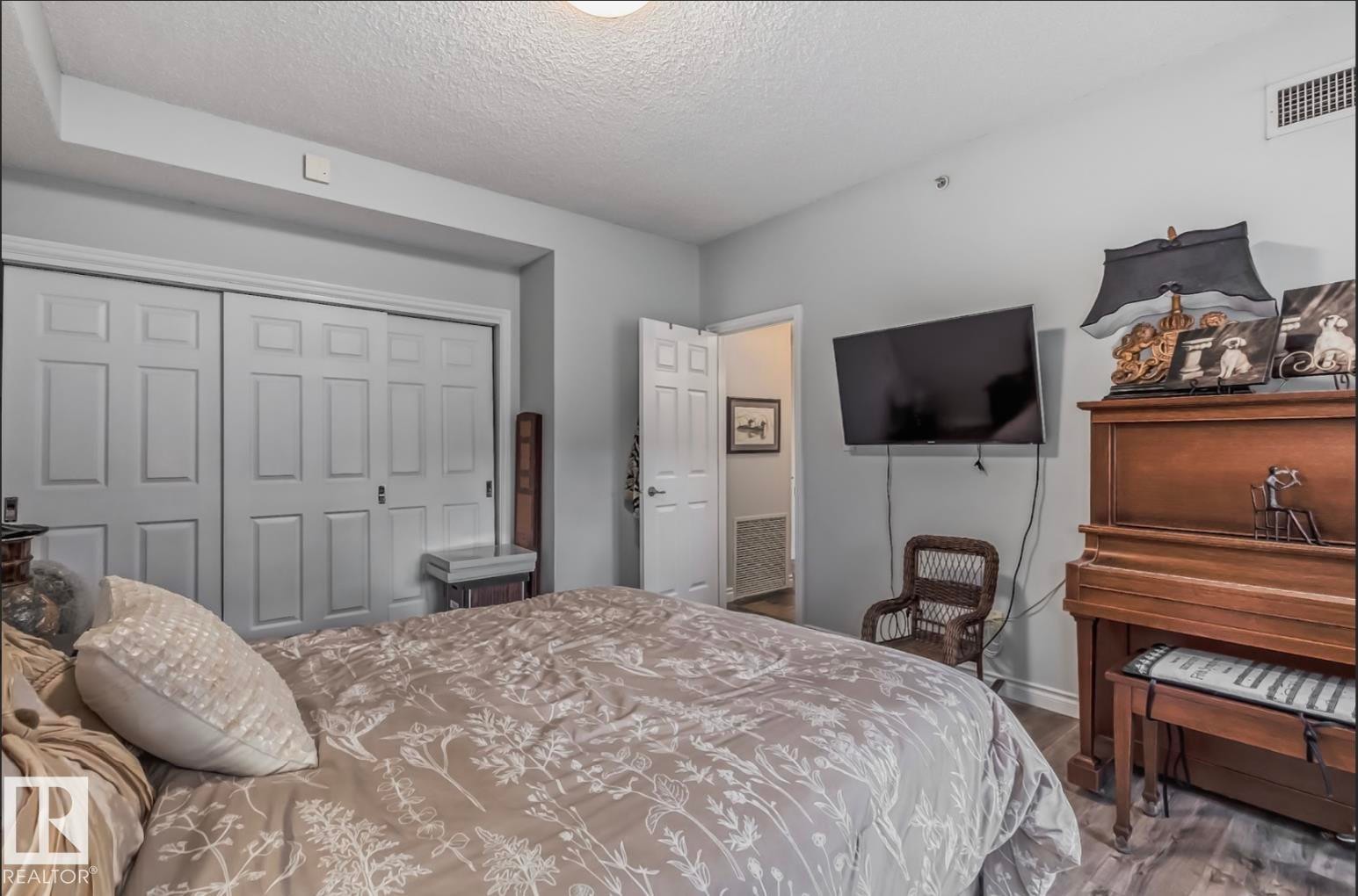#108 10108 125 St Nw, Edmonton, AB