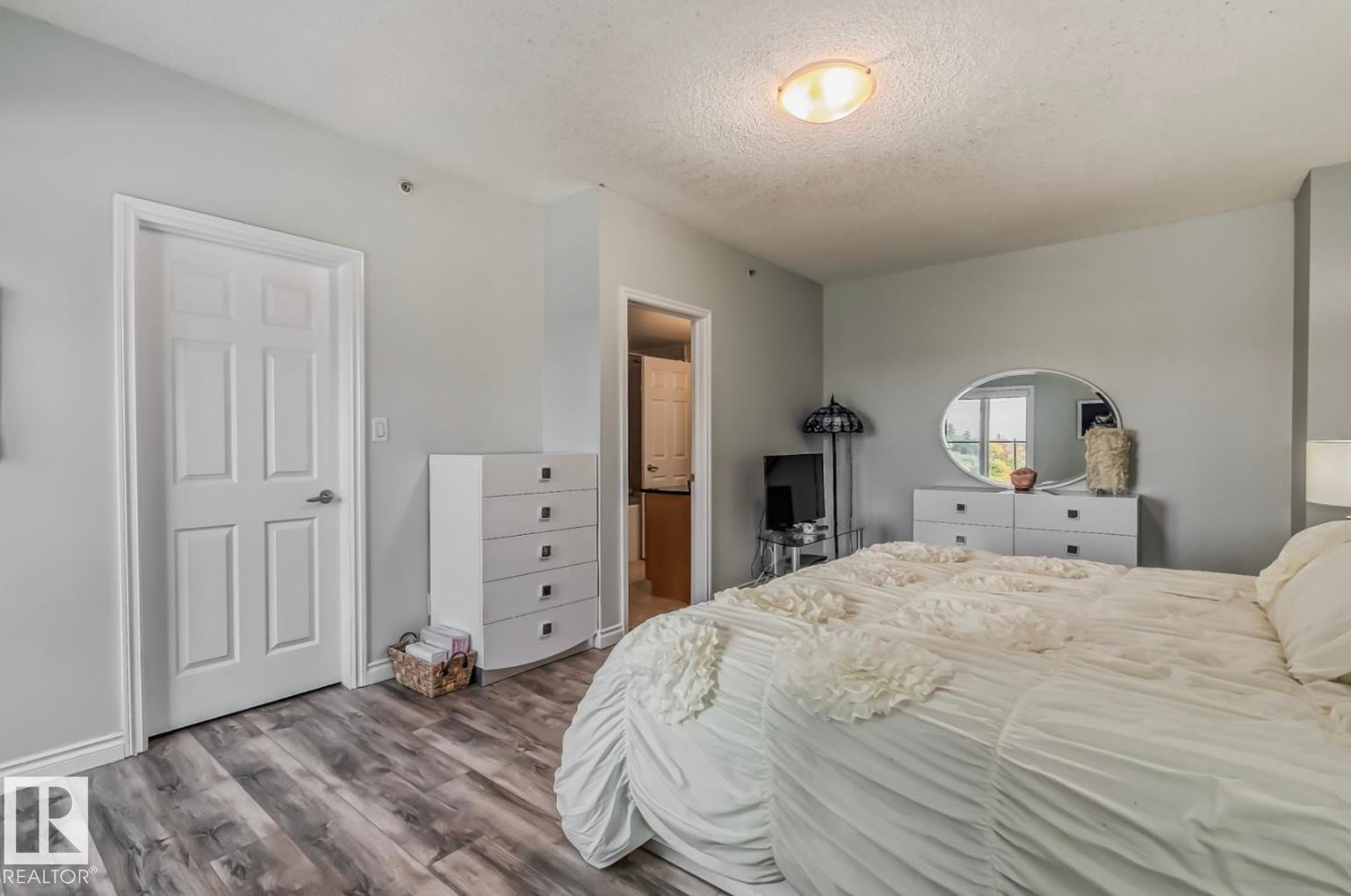 #108 10108 125 St Nw, Edmonton, AB