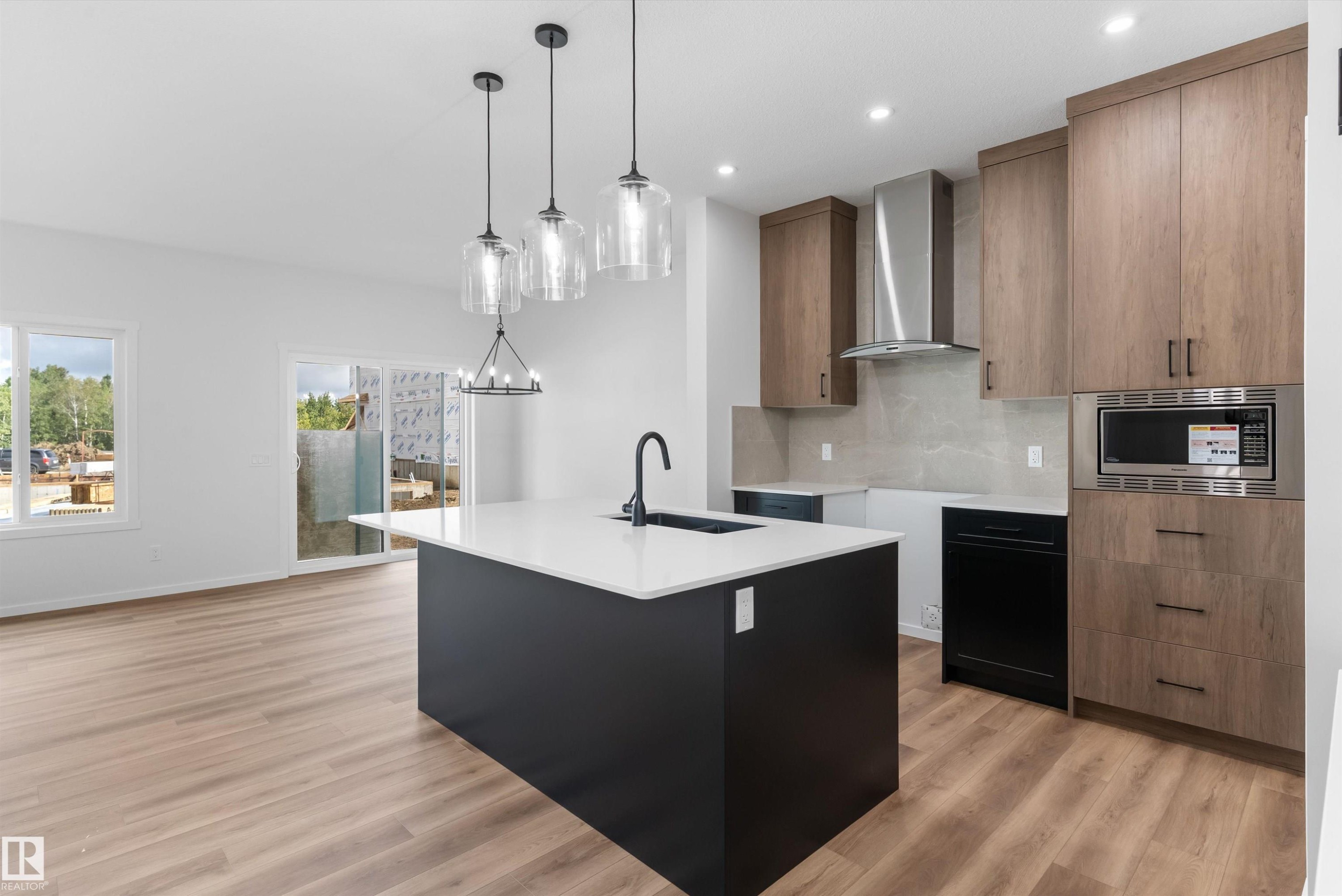 210 Stetson Loop, Ardrossan, AB