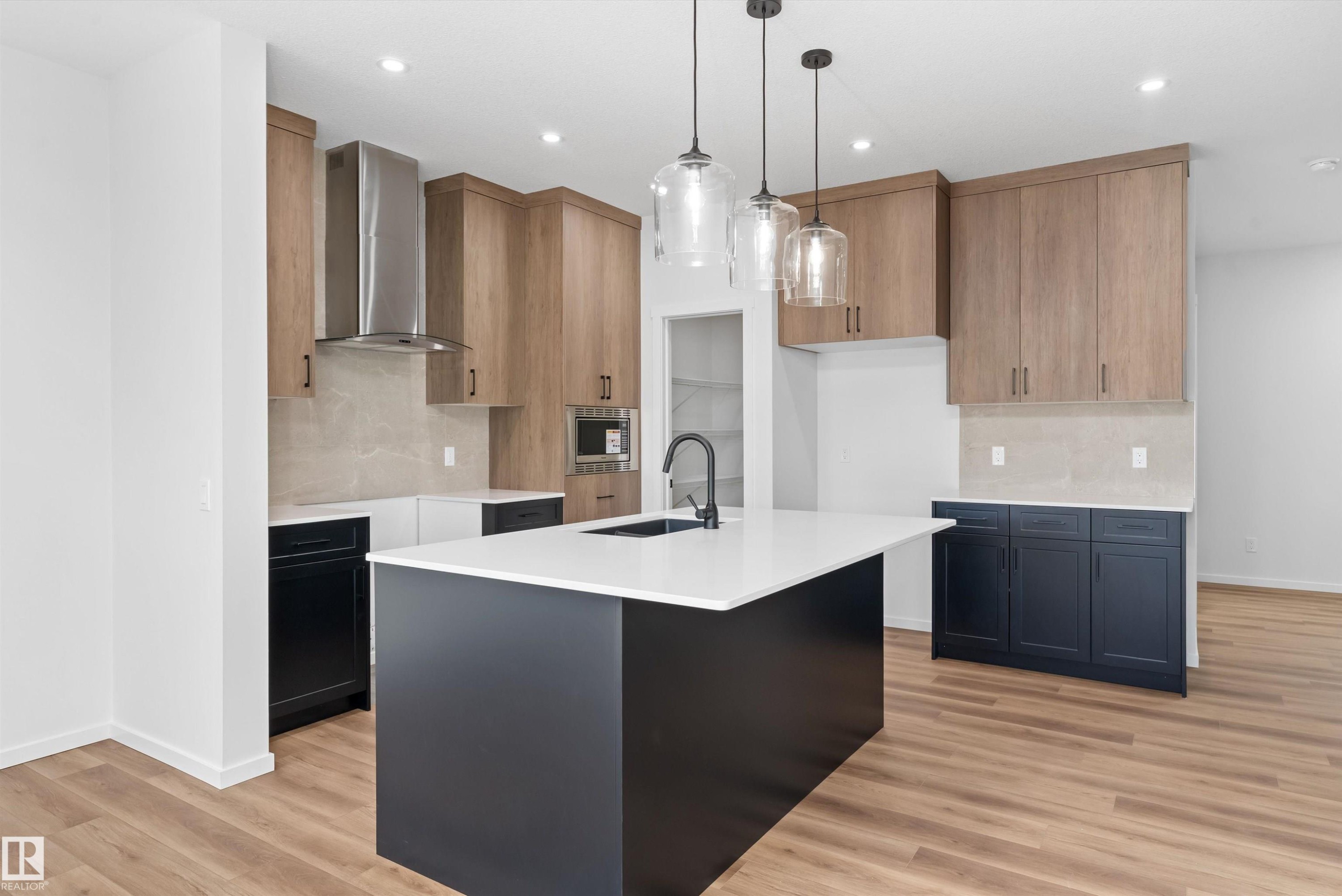 210 Stetson Loop, Ardrossan, AB
