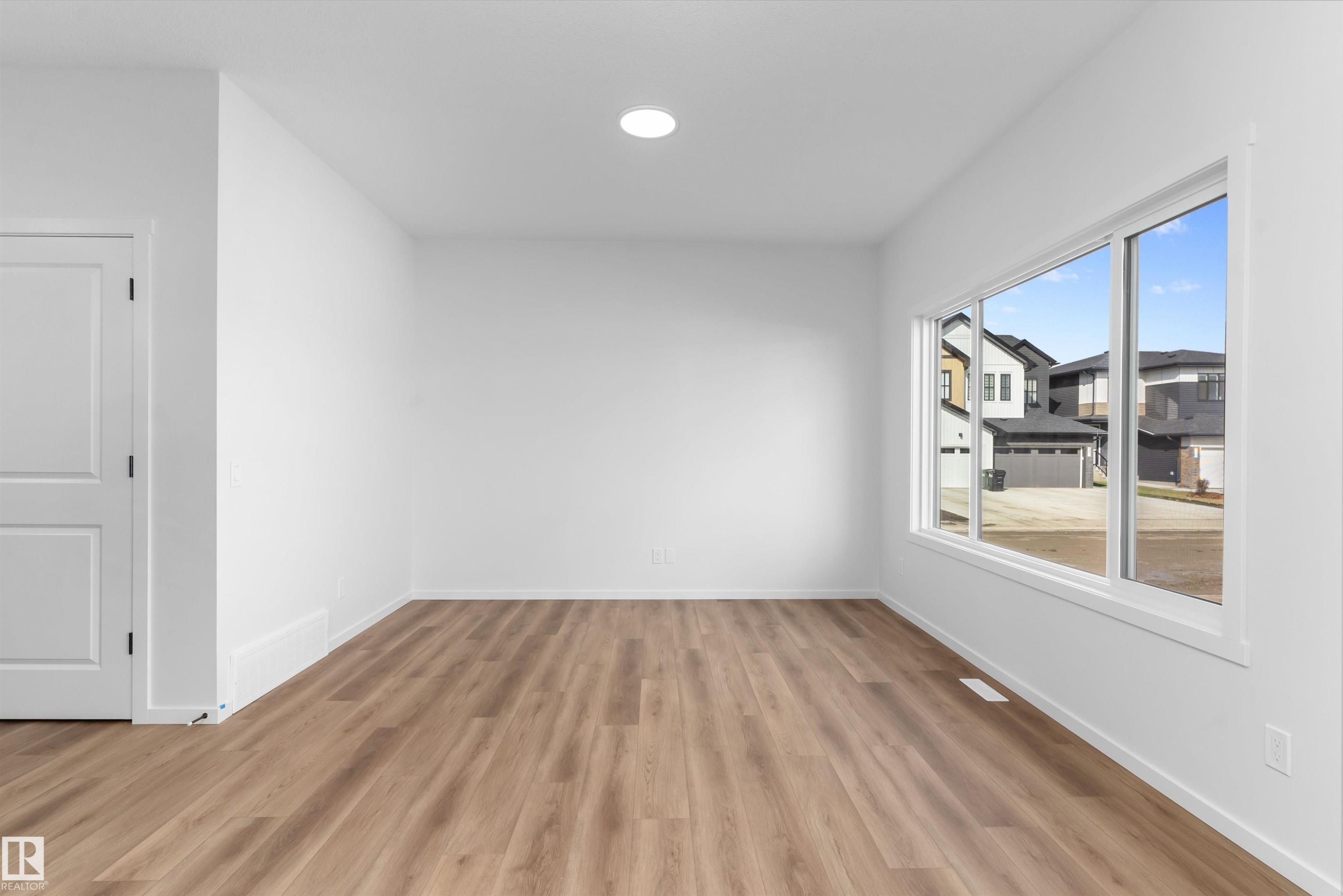 210 Stetson Loop, Ardrossan, AB
