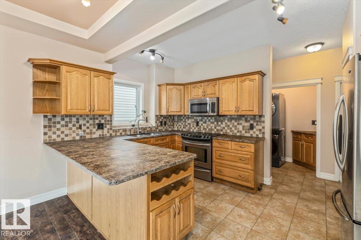 20743 56 Avenue Nw, Edmonton, AB