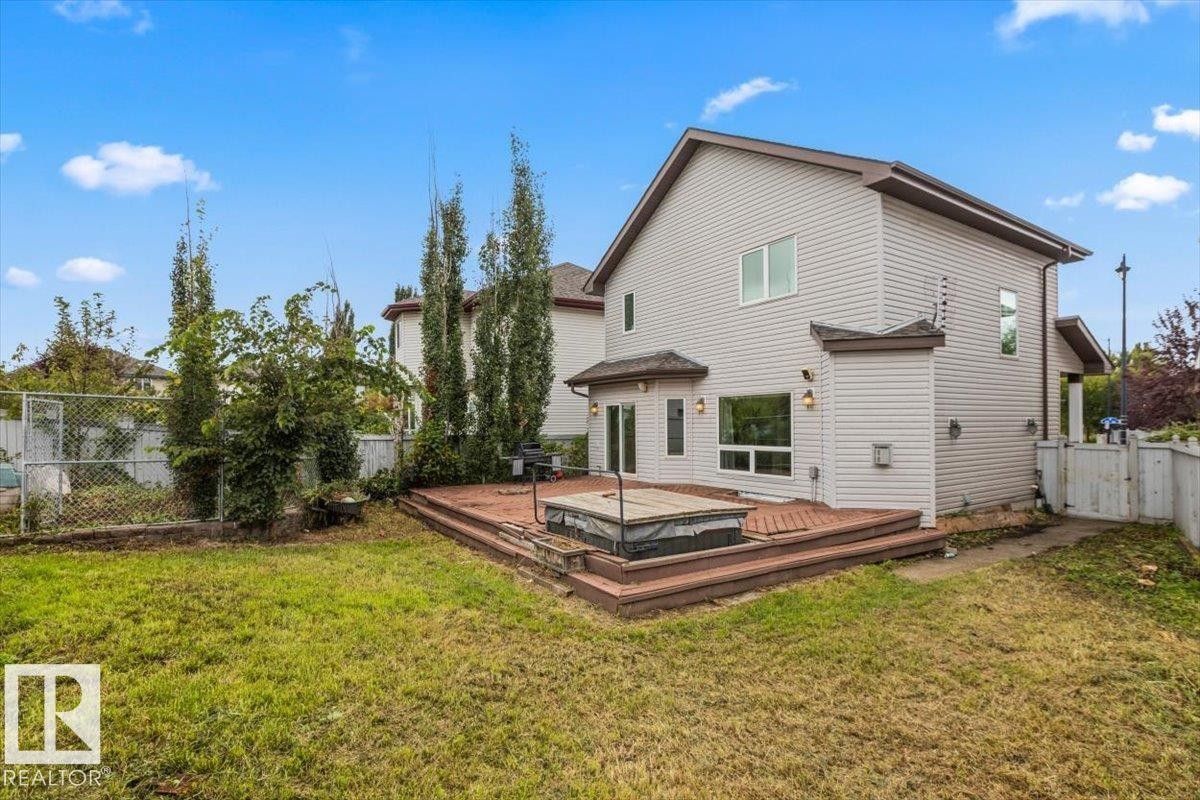 20743 56 Avenue Nw, Edmonton, AB