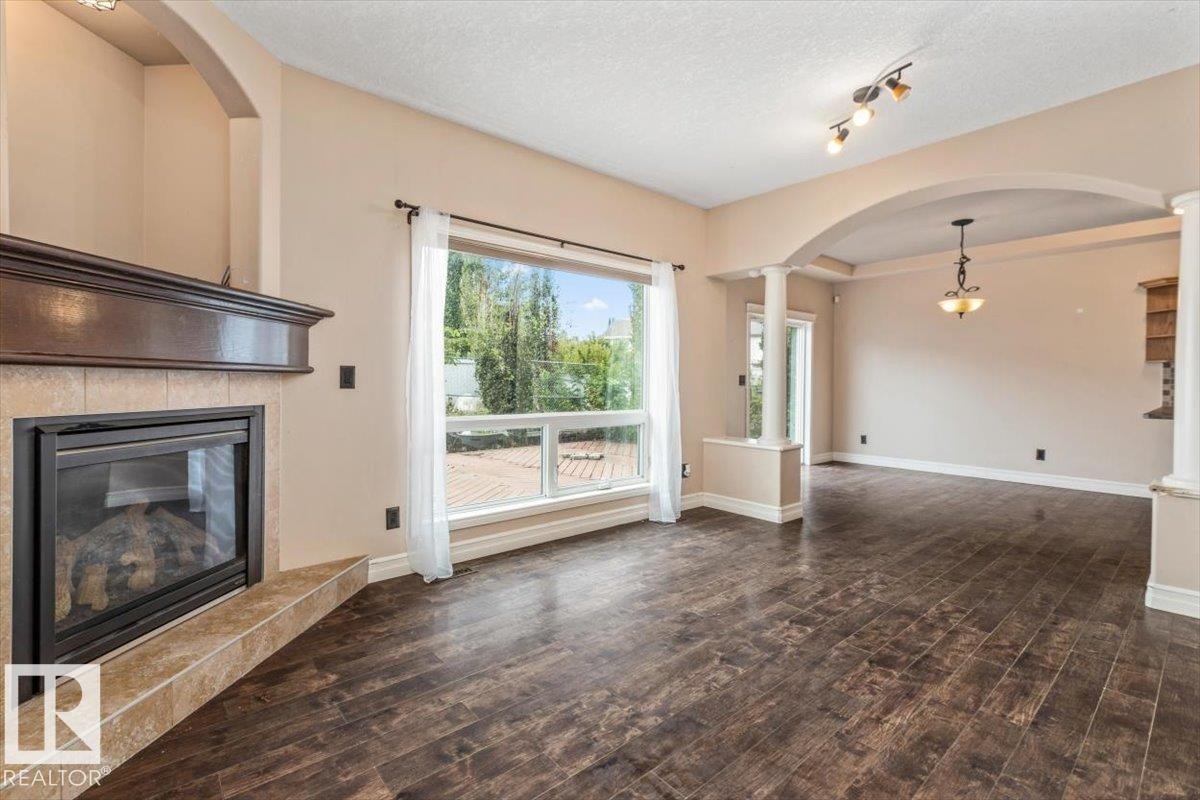 20743 56 Avenue Nw, Edmonton, AB