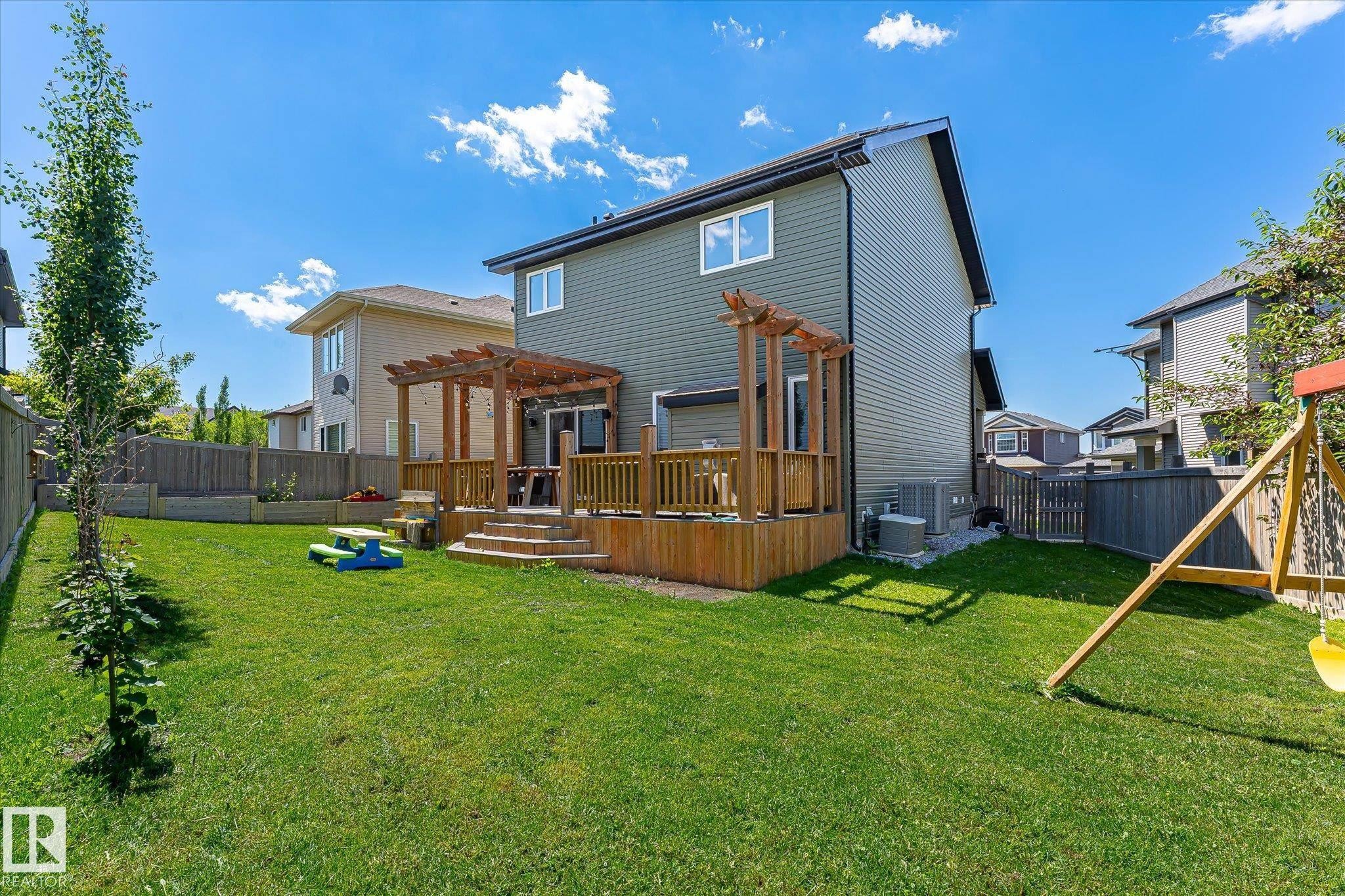 913 Goshawk Point(E) Nw, Edmonton, AB
