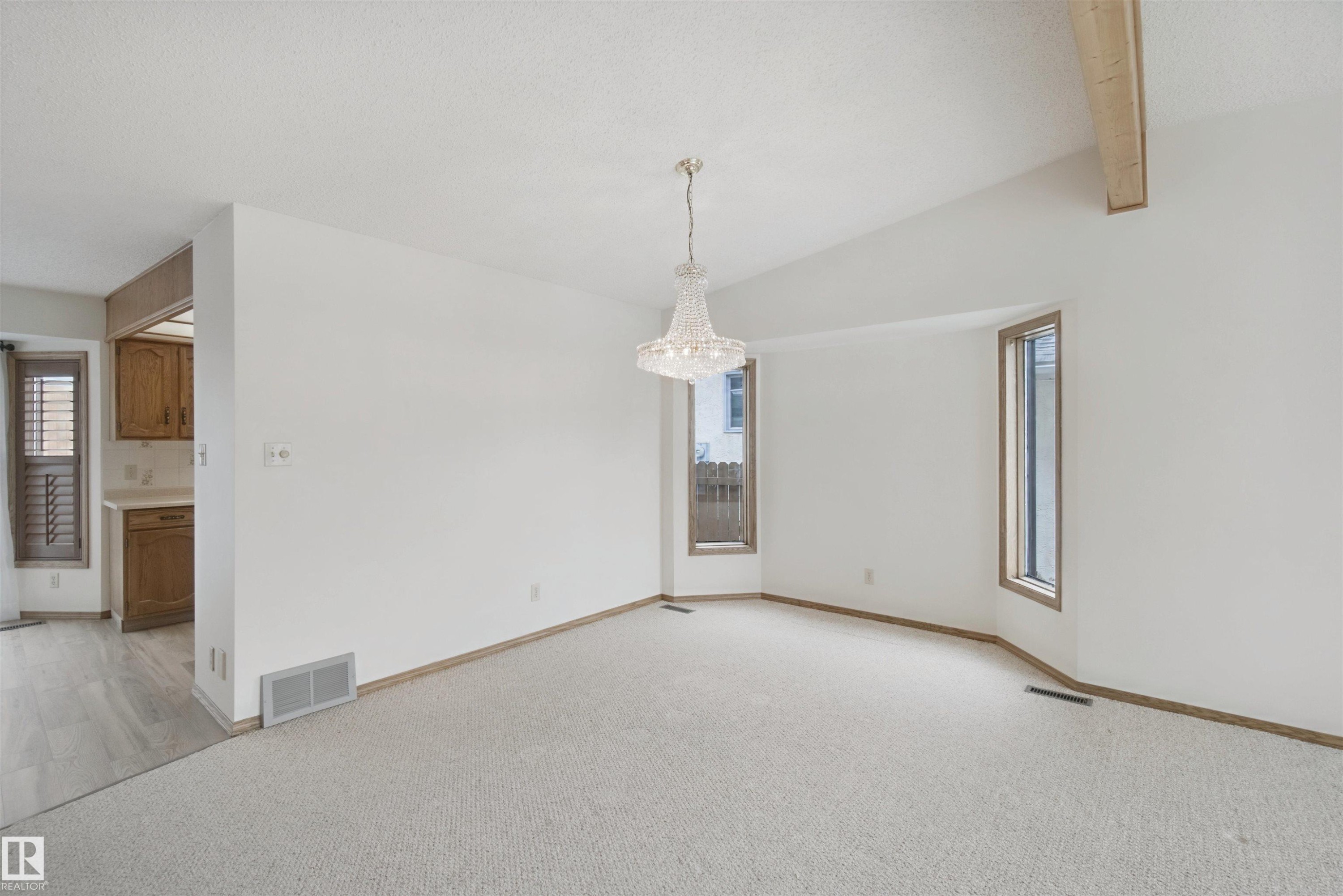 5828 181 Street Nw, Edmonton, AB