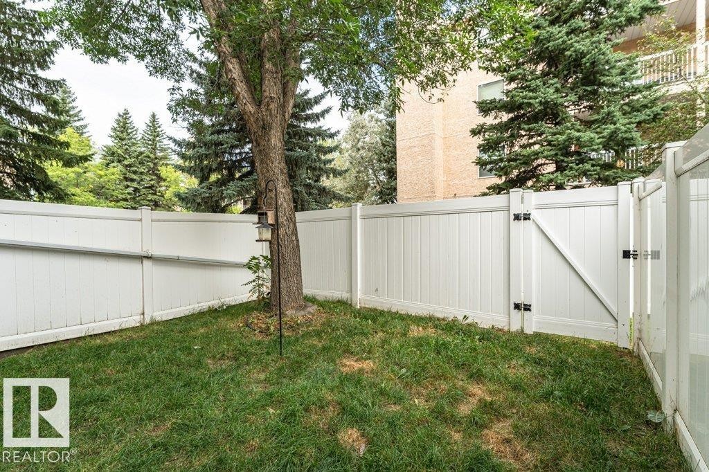 9787 176 Street Nw, Edmonton, AB