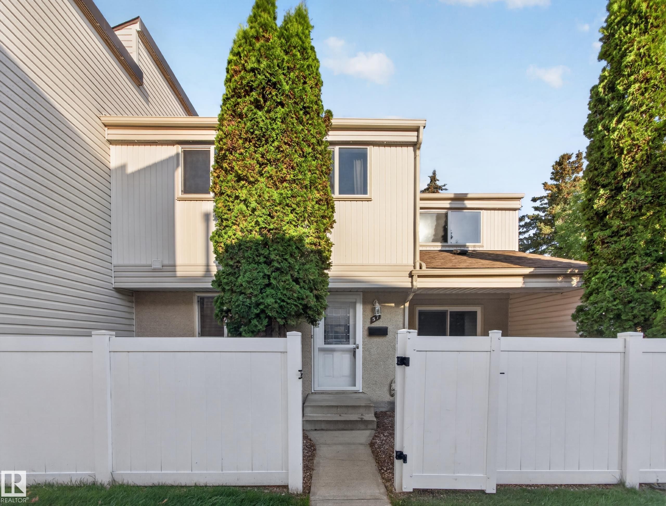 57 Woodvale Village Nw, Edmonton, AB