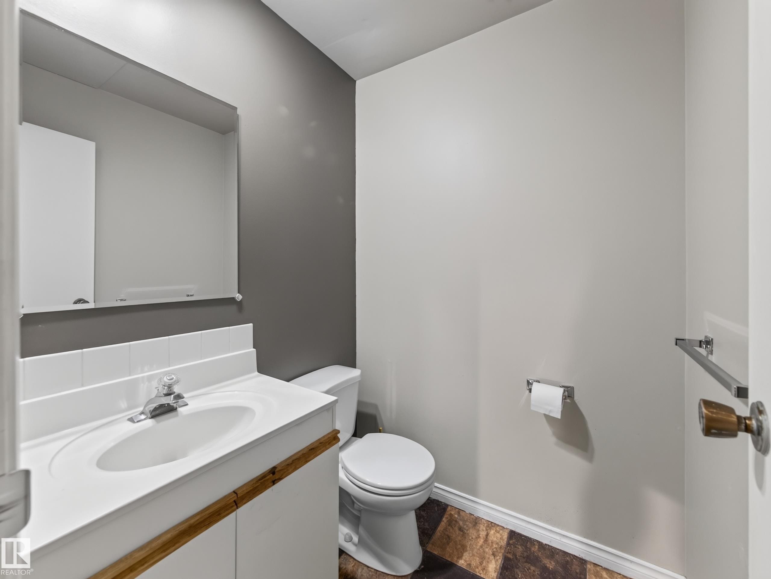 57 Woodvale Village Nw, Edmonton, AB