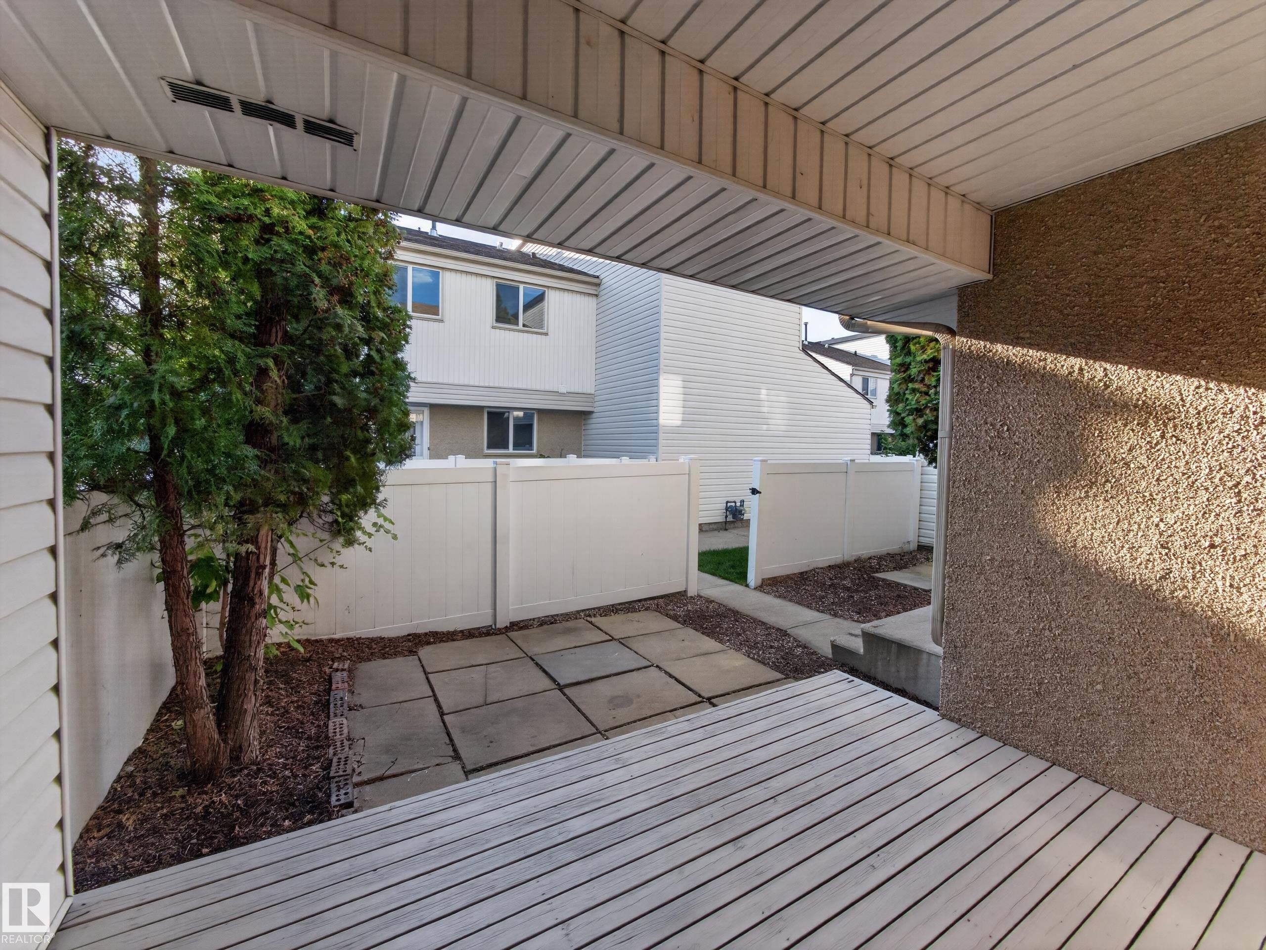 57 Woodvale Village Nw, Edmonton, AB