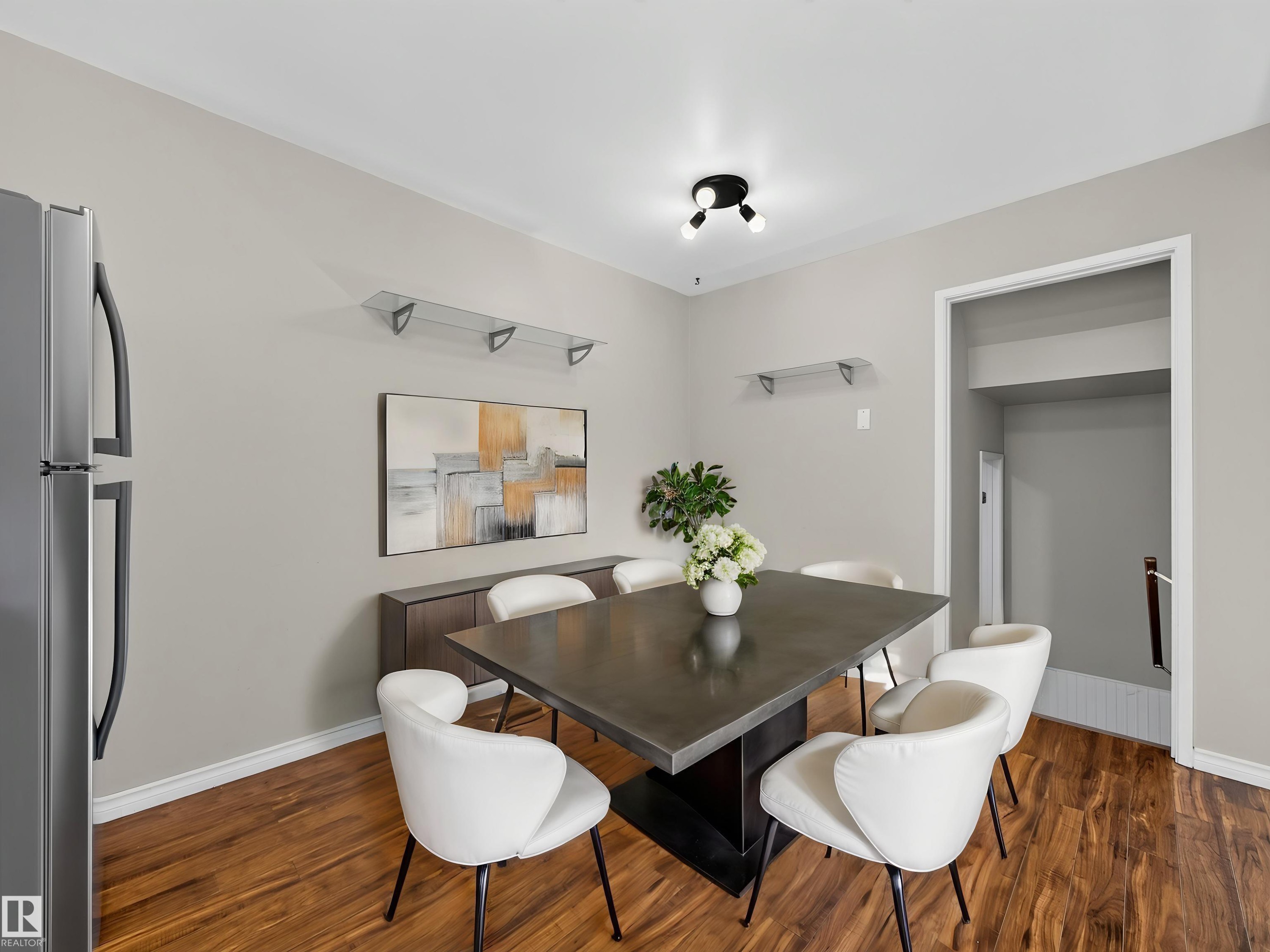 57 Woodvale Village Nw, Edmonton, AB