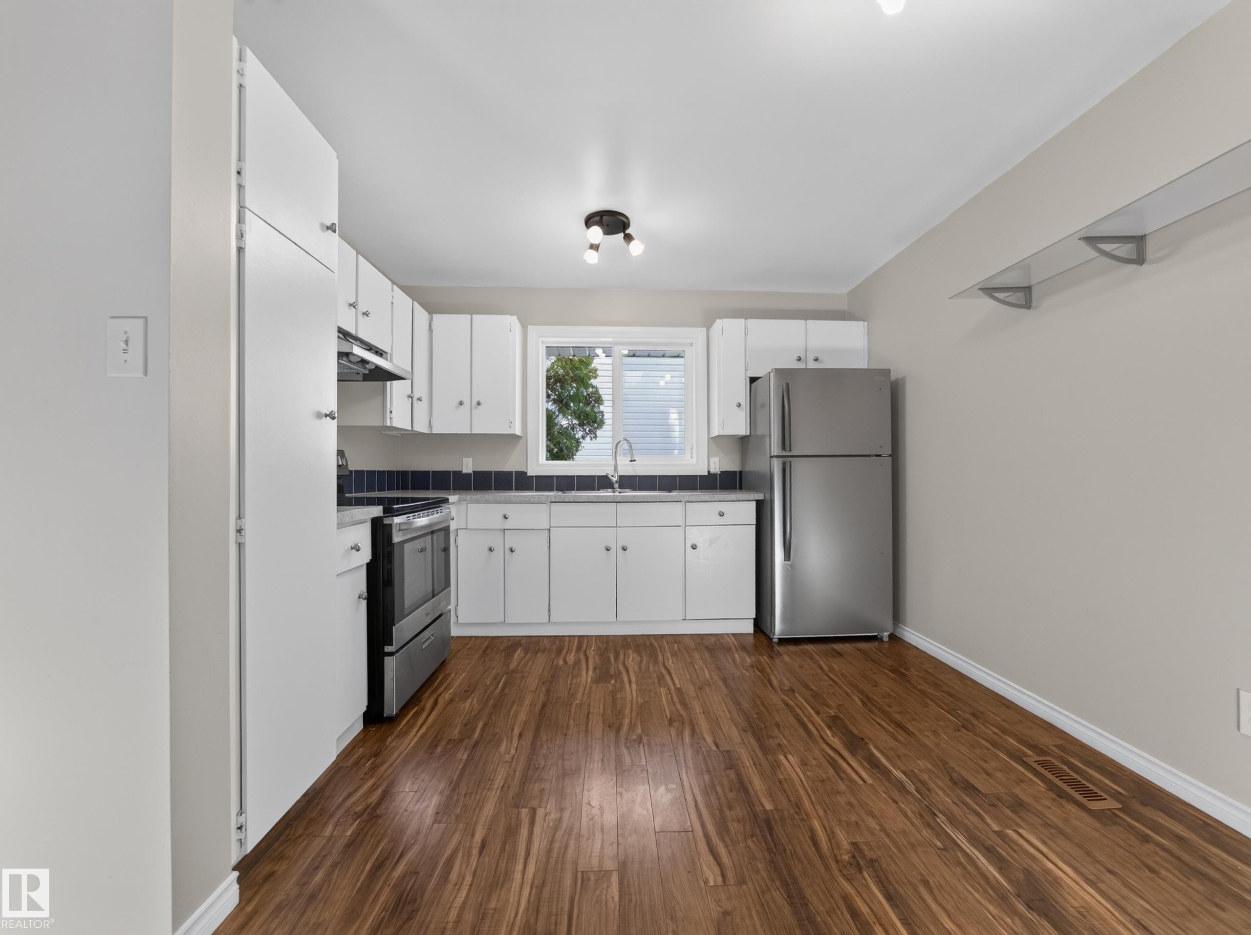 57 Woodvale Village Nw, Edmonton, AB