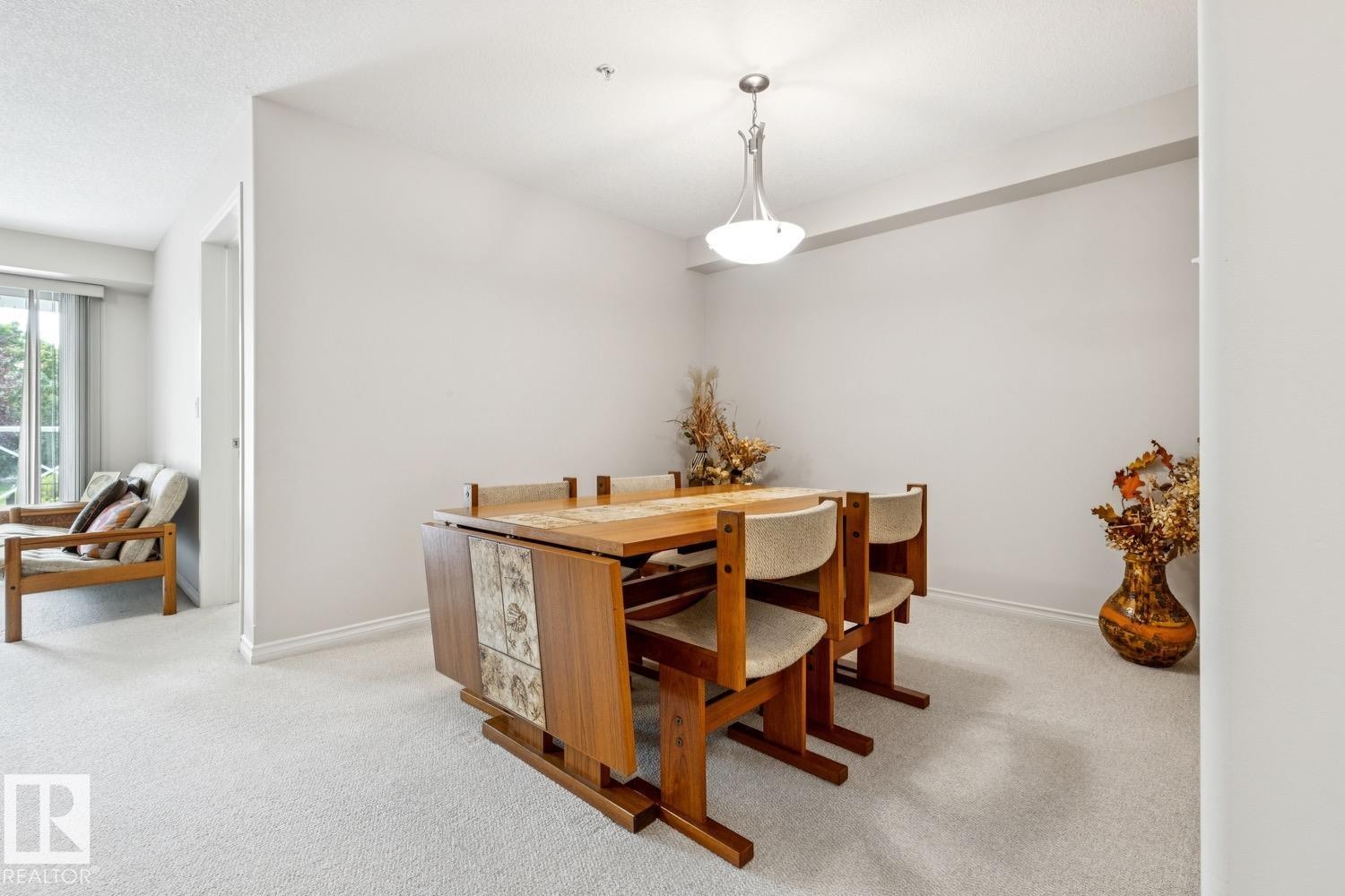 #113 7510 89 St Nw, Edmonton, AB - Indoor Photo Showing Other Room