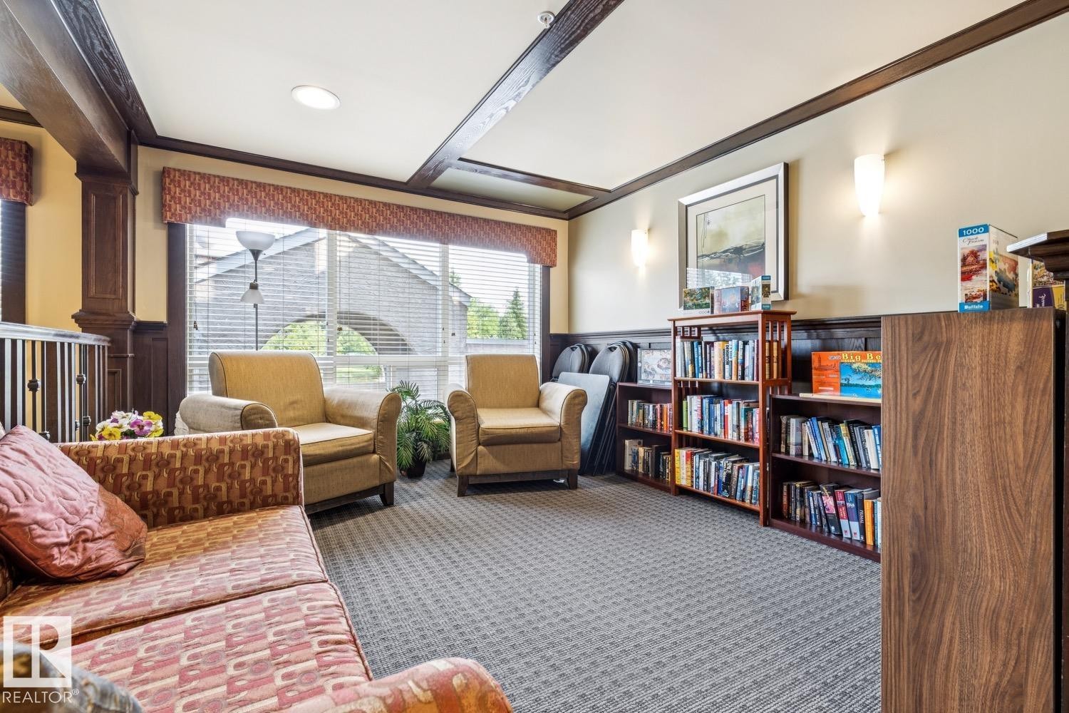 #113 7510 89 St Nw, Edmonton, AB - Indoor