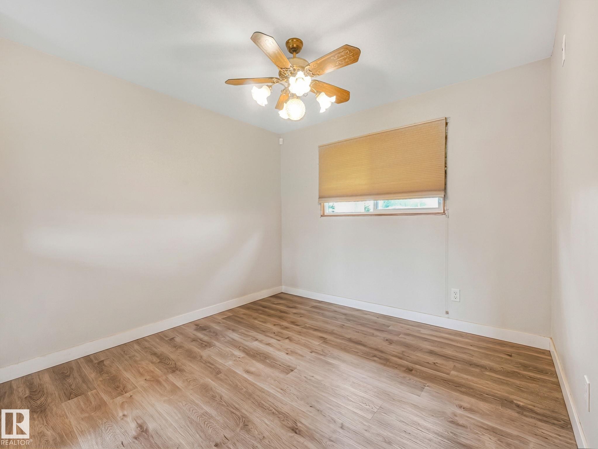 13807 92 Street Nw, Edmonton, AB