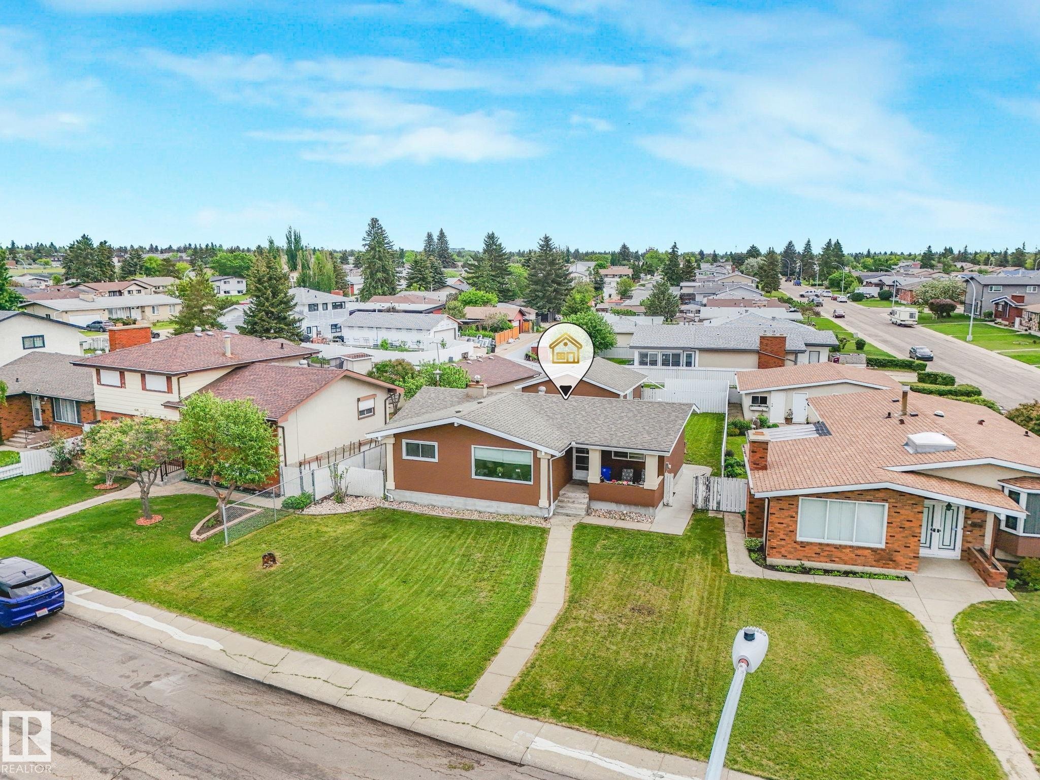 13807 92 Street Nw, Edmonton, AB