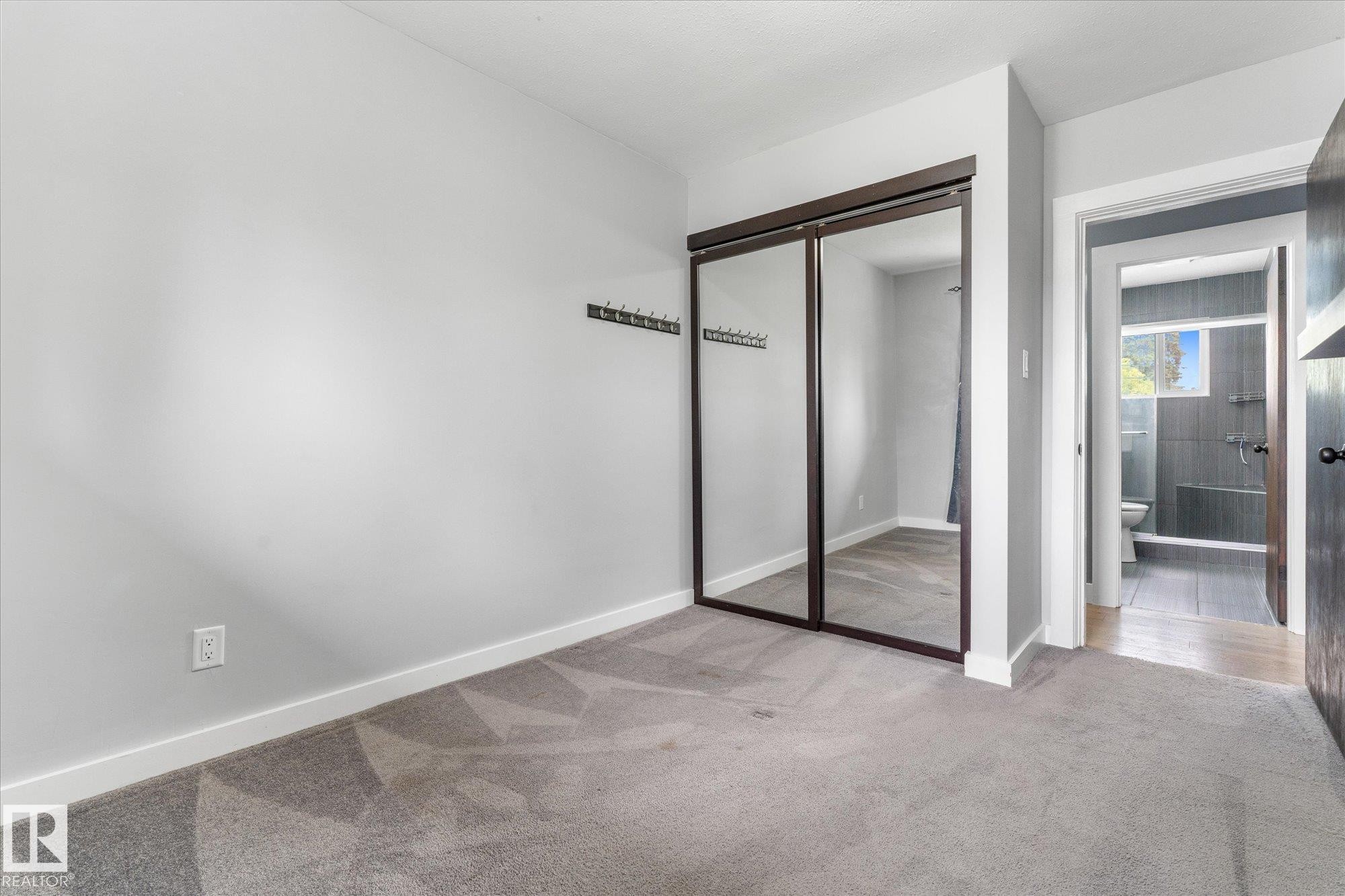 10945 164 Street Nw, Edmonton, AB